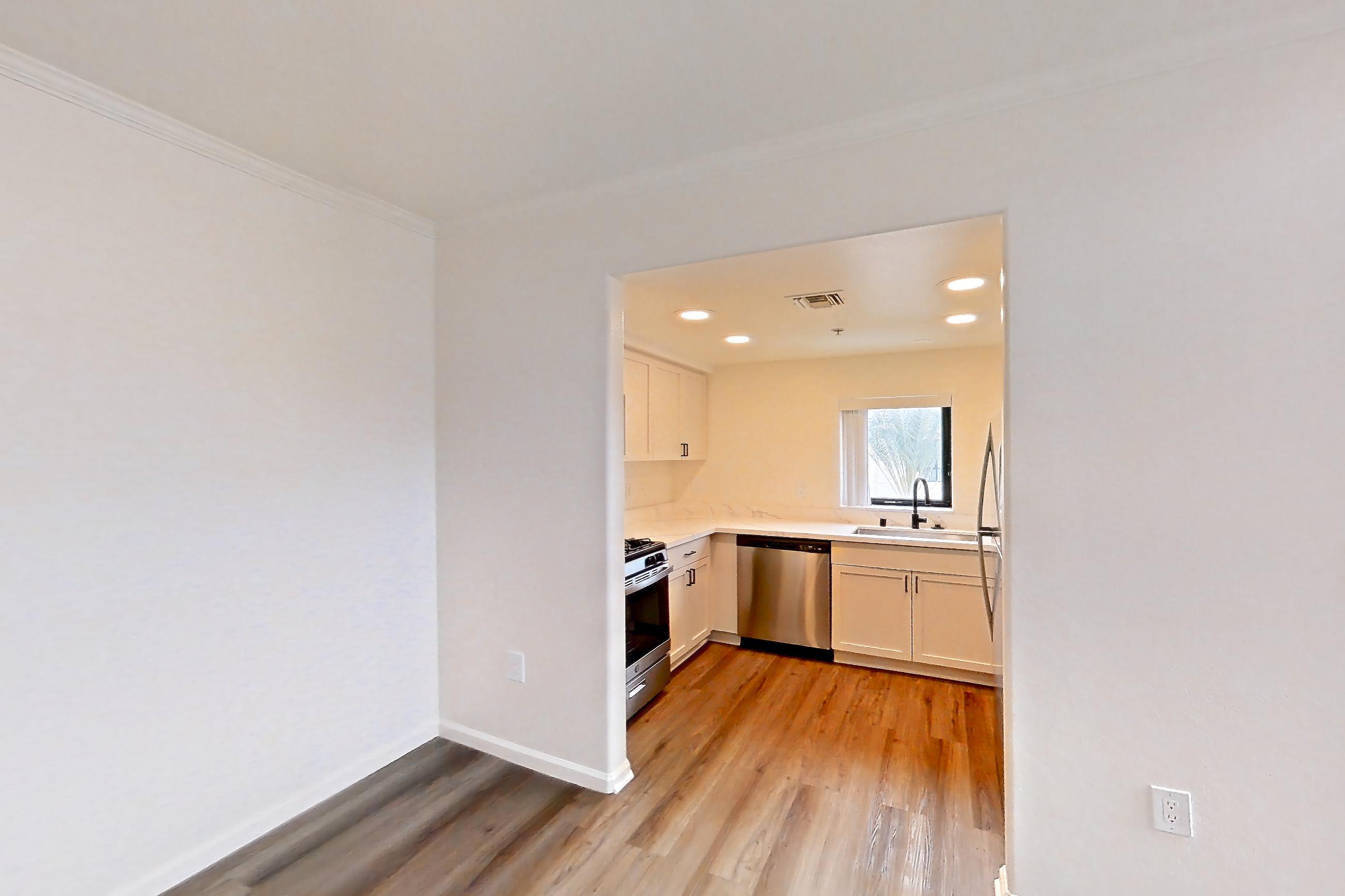 LIVING ROOM 1