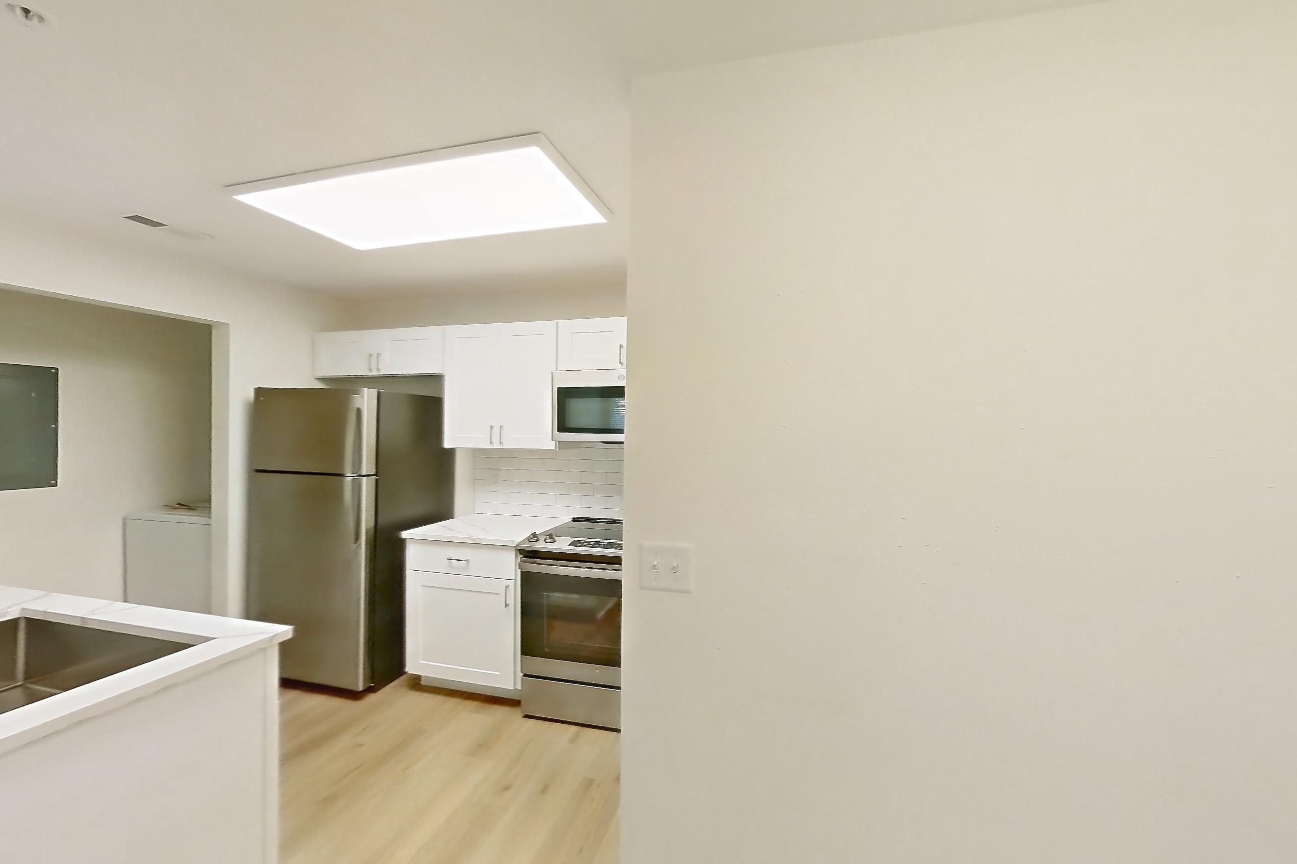 DINING ROOM (representative of this floor plan)