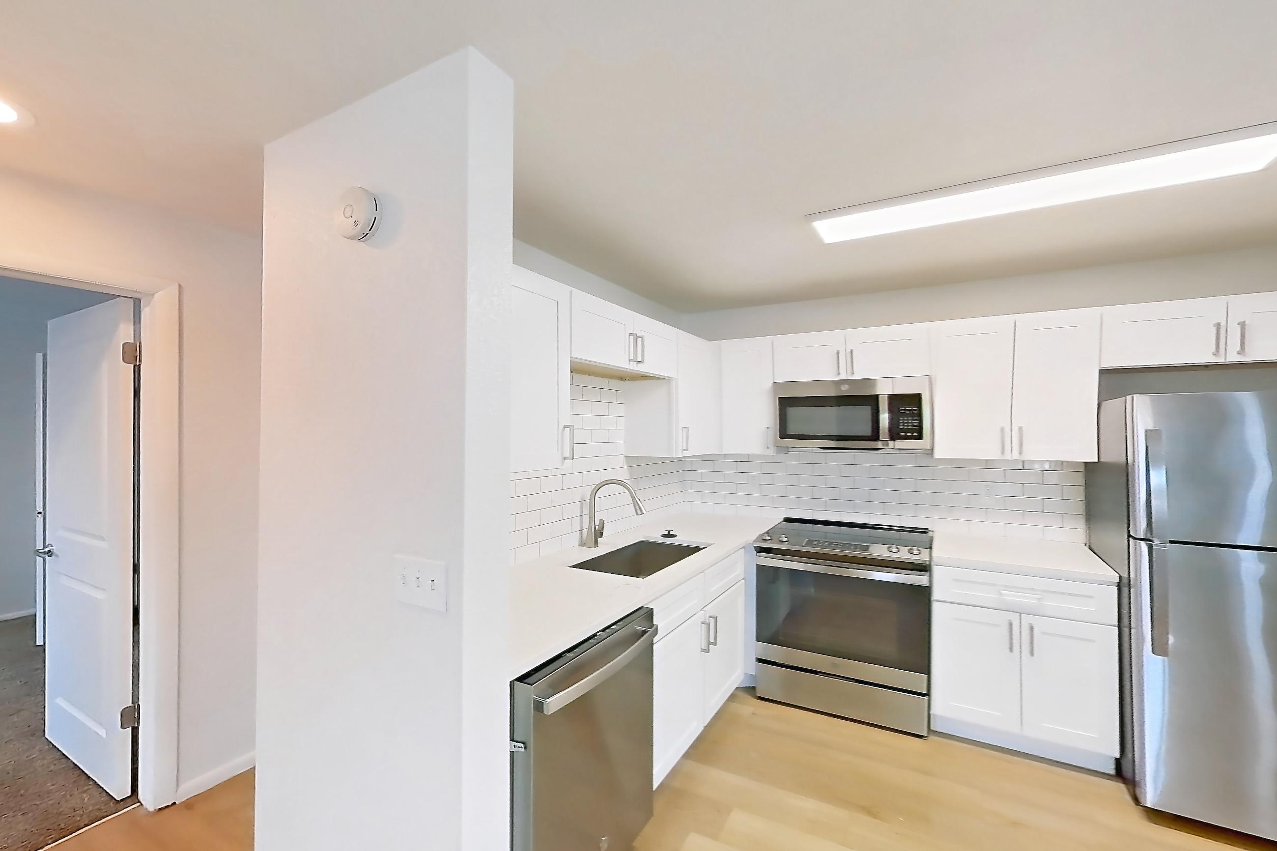 DINING ROOM (representative of this floor plan)