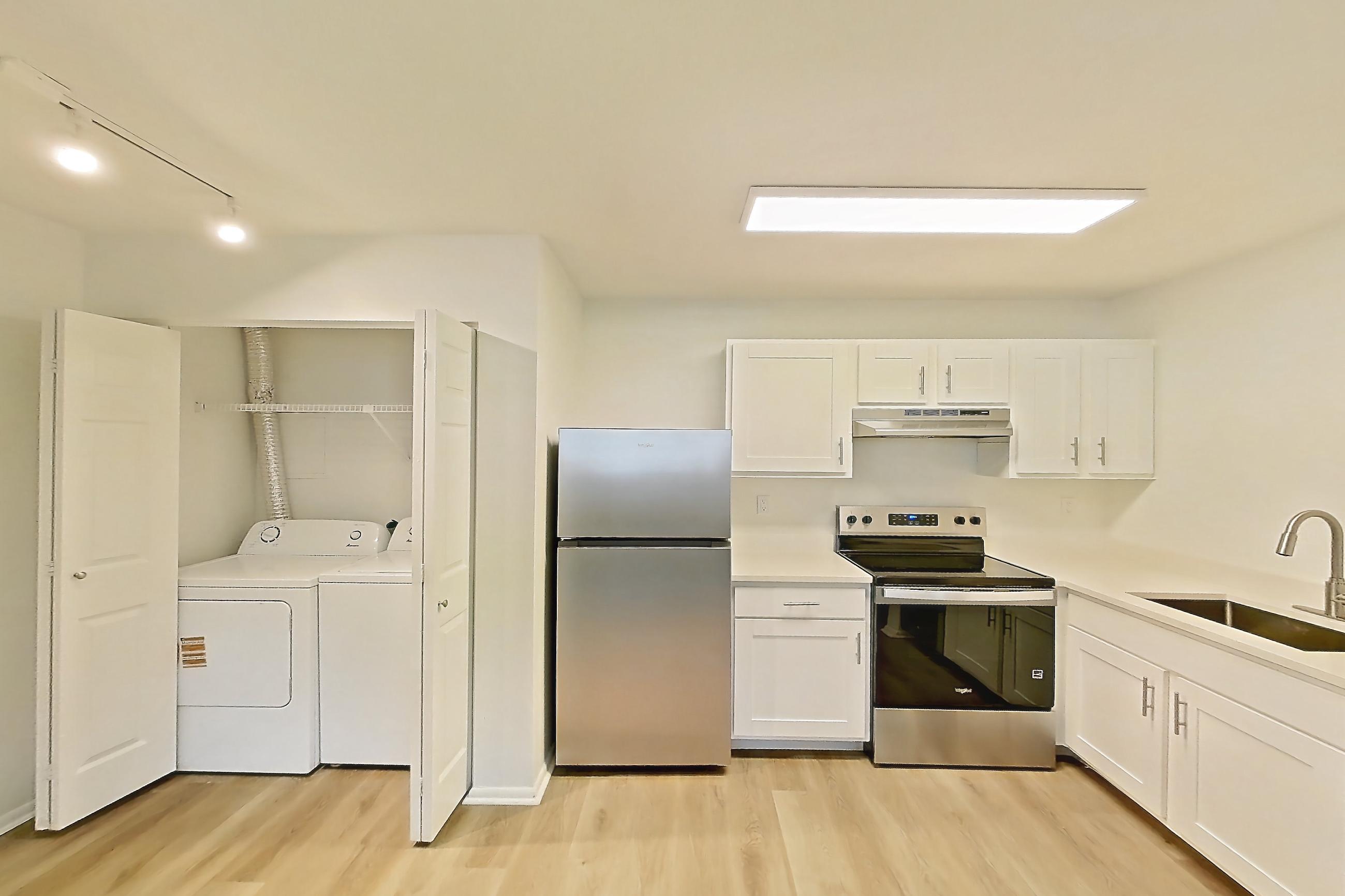 DINING ROOM (representative of this floor plan)