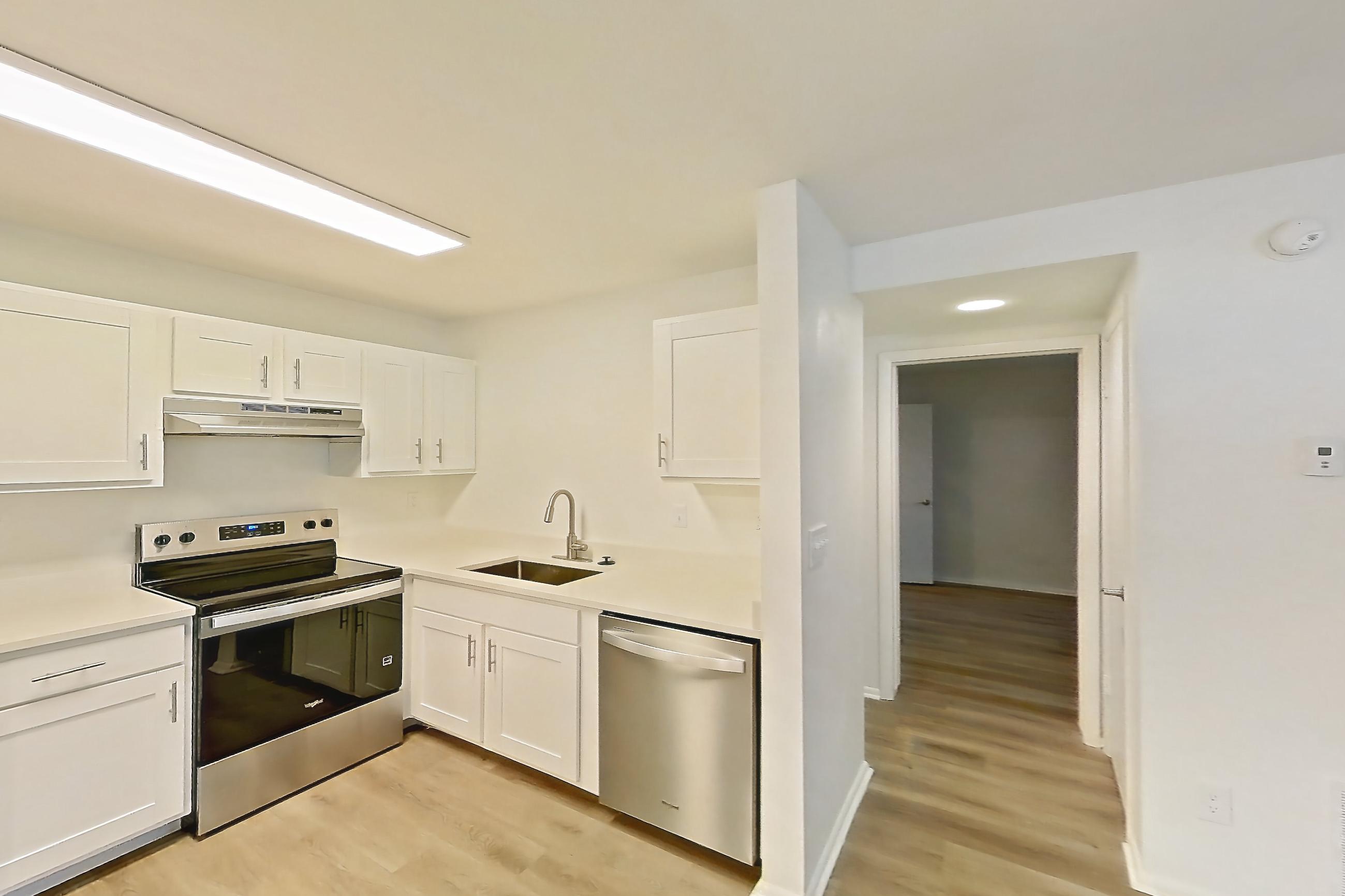 DINING ROOM (representative of this floor plan)