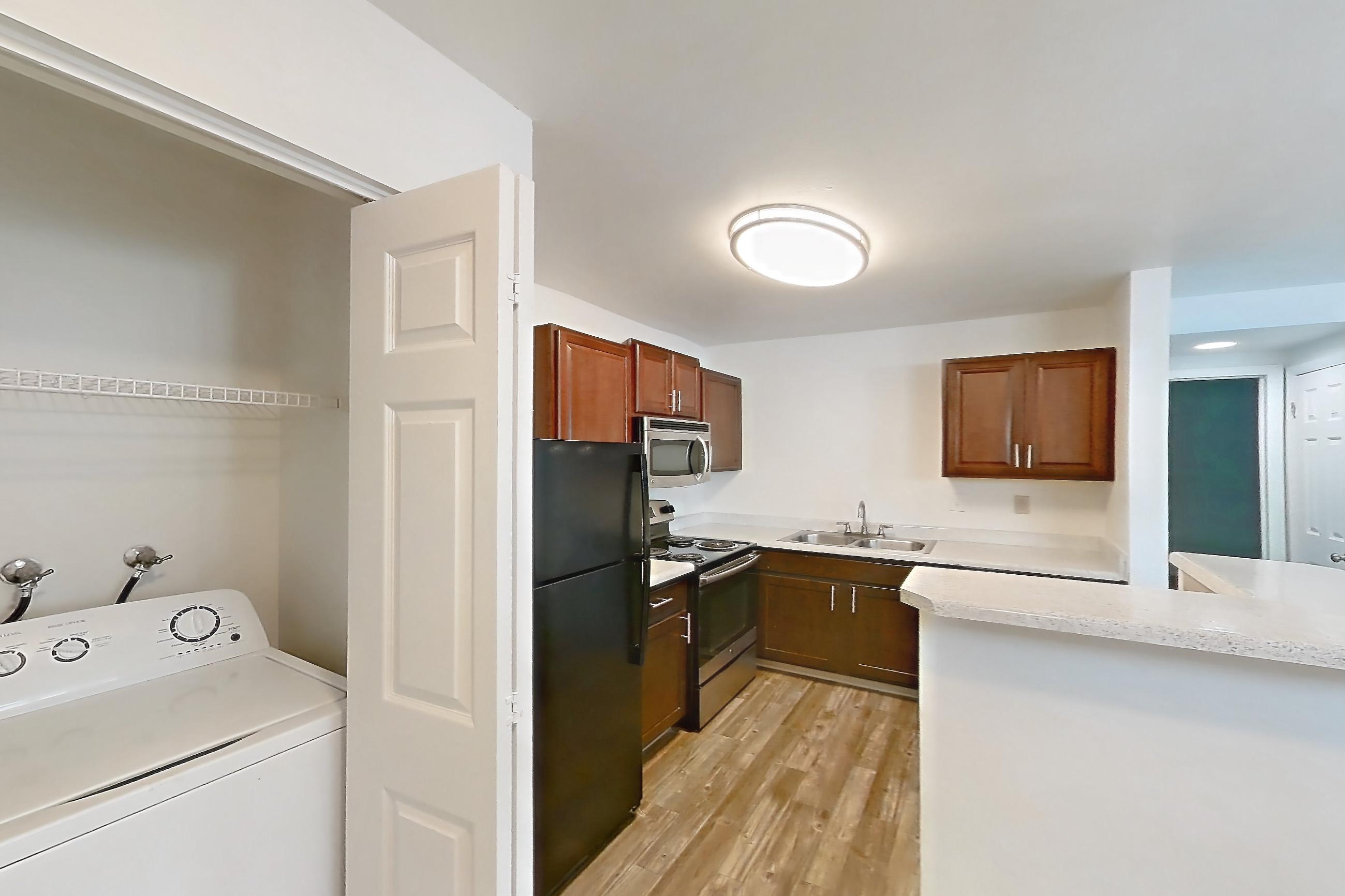 DINING ROOM (representative of this floor plan)
