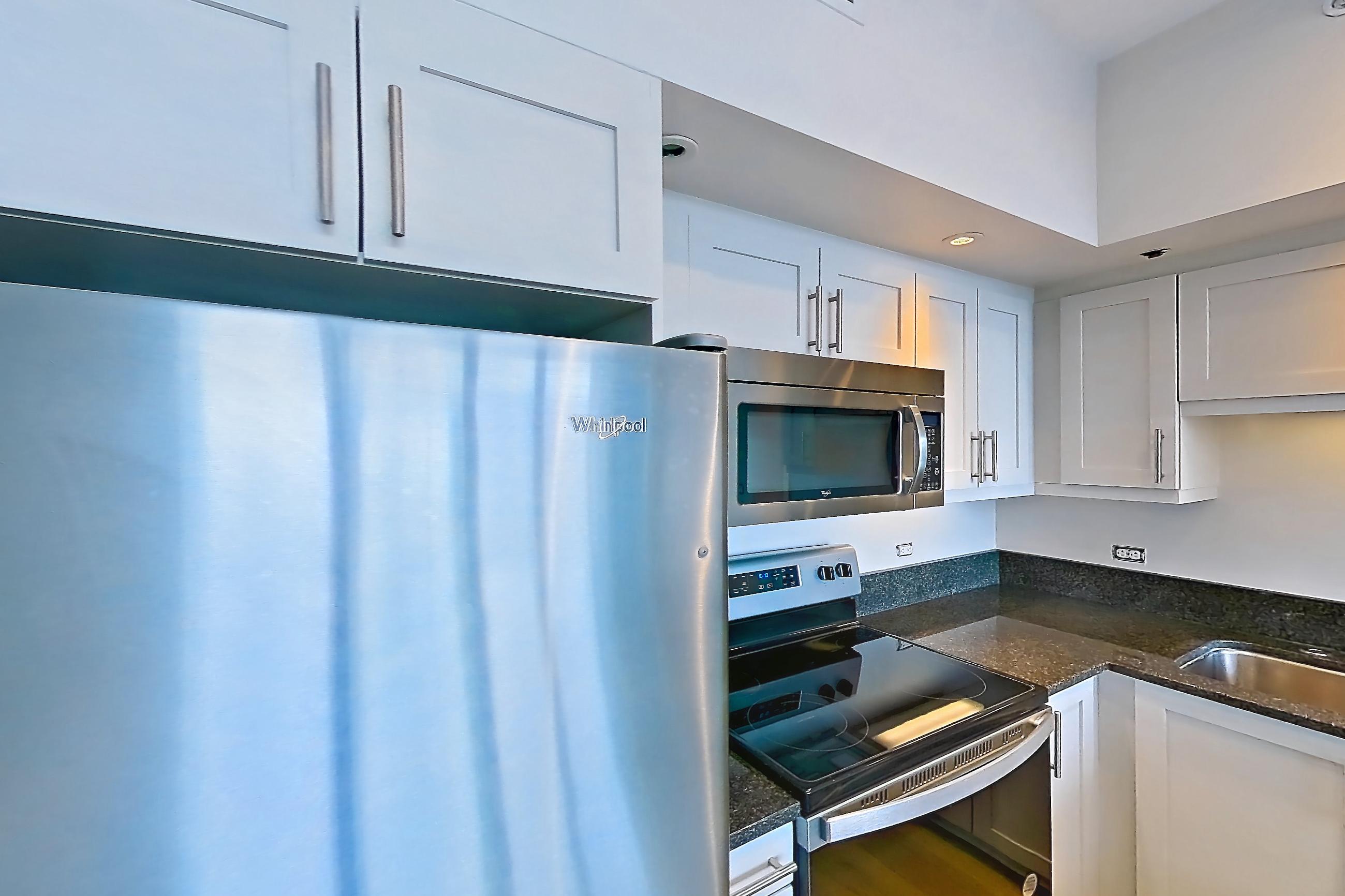 Kitchen in Apartment n-2901 at Vantage Pointe, 1A floor plan