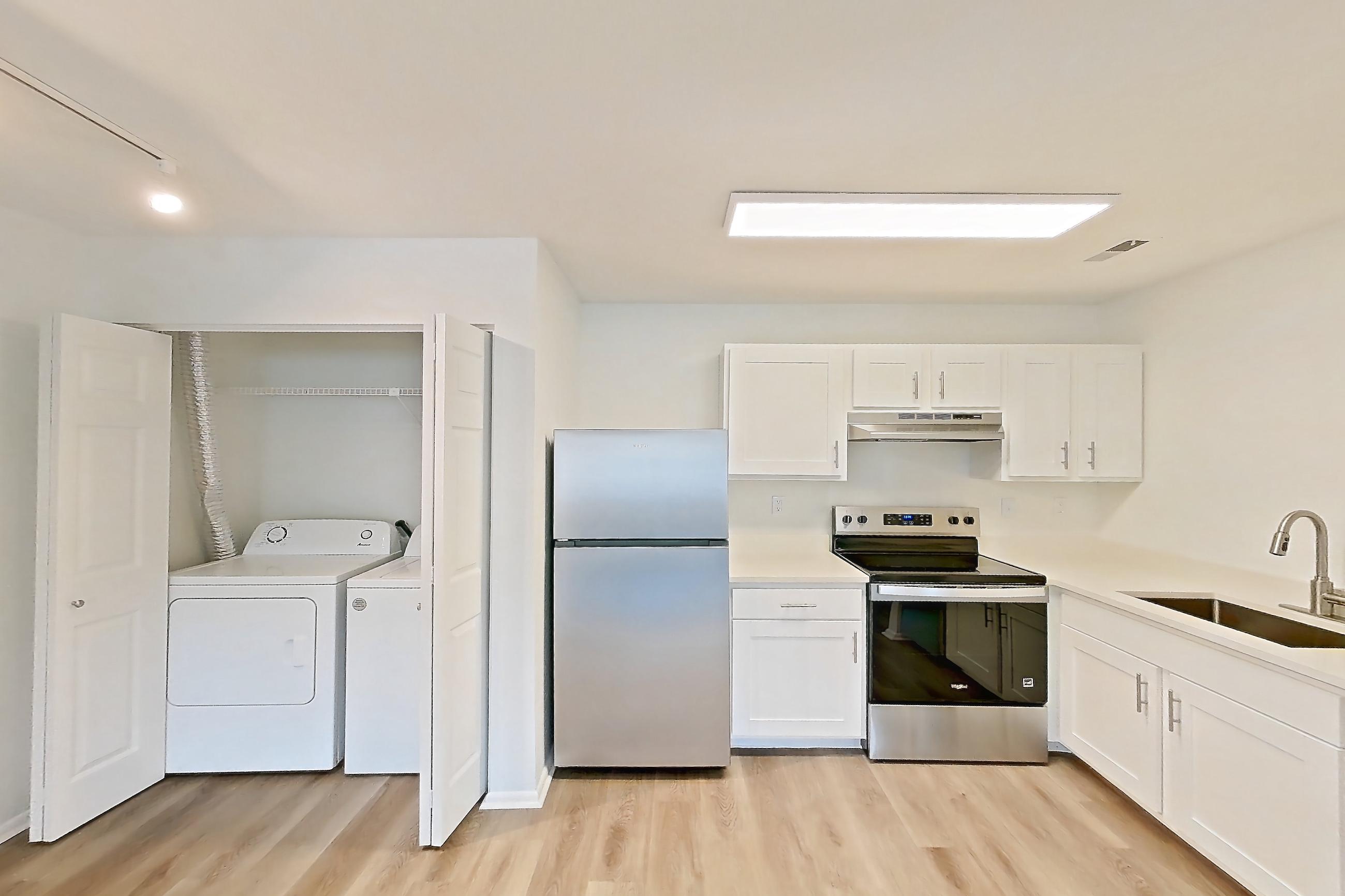 DINING ROOM (representative of this floor plan)