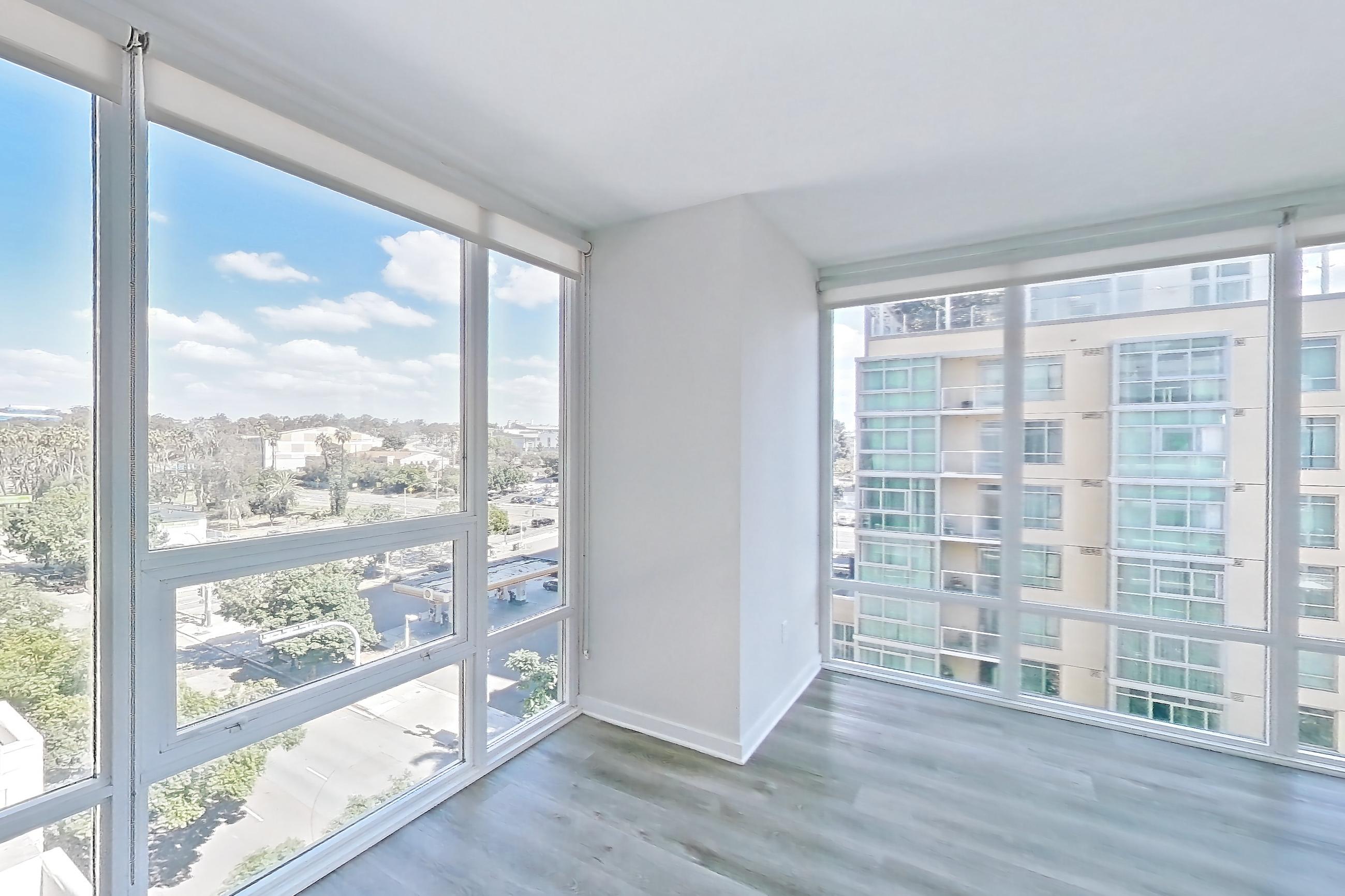 Living room in Apartment s-0716 at Vantage Pointe, 2E floor plan