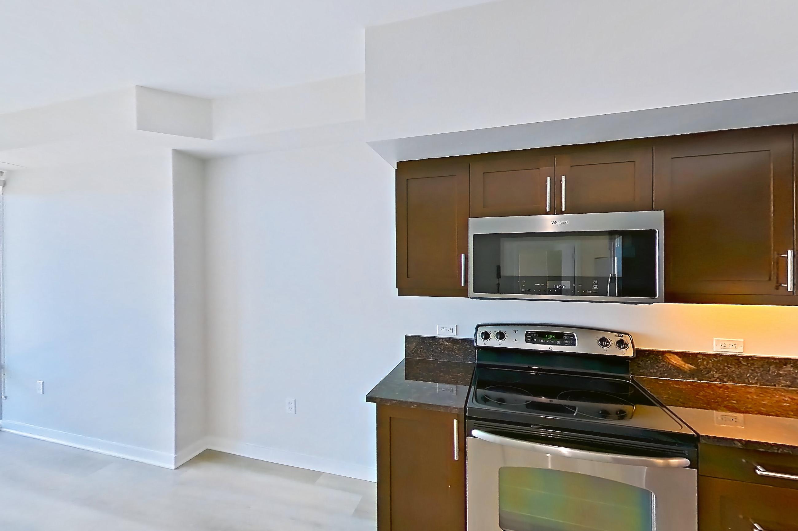 Kitchen, Apartment C-1611 at Vantage Pointe
