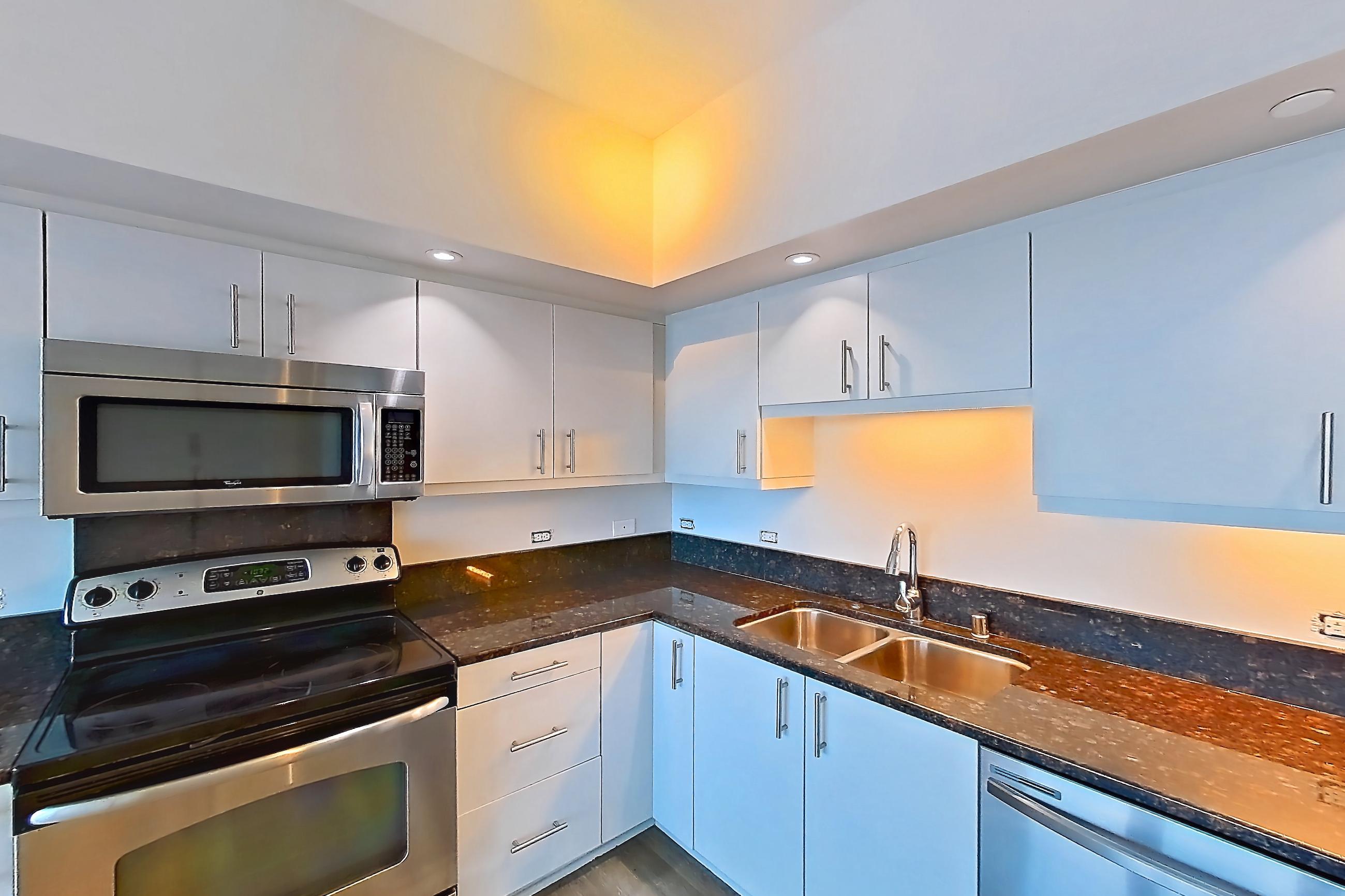 Kitchen in Apartment n-2705 at Vantage Pointe, 2M floor plan