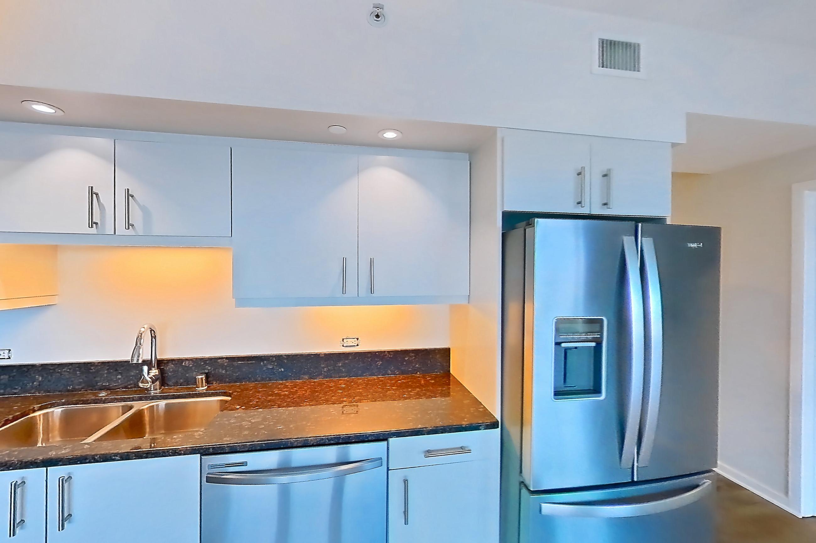 Kitchen in Apartment n-2705 at Vantage Pointe, 2M floor plan