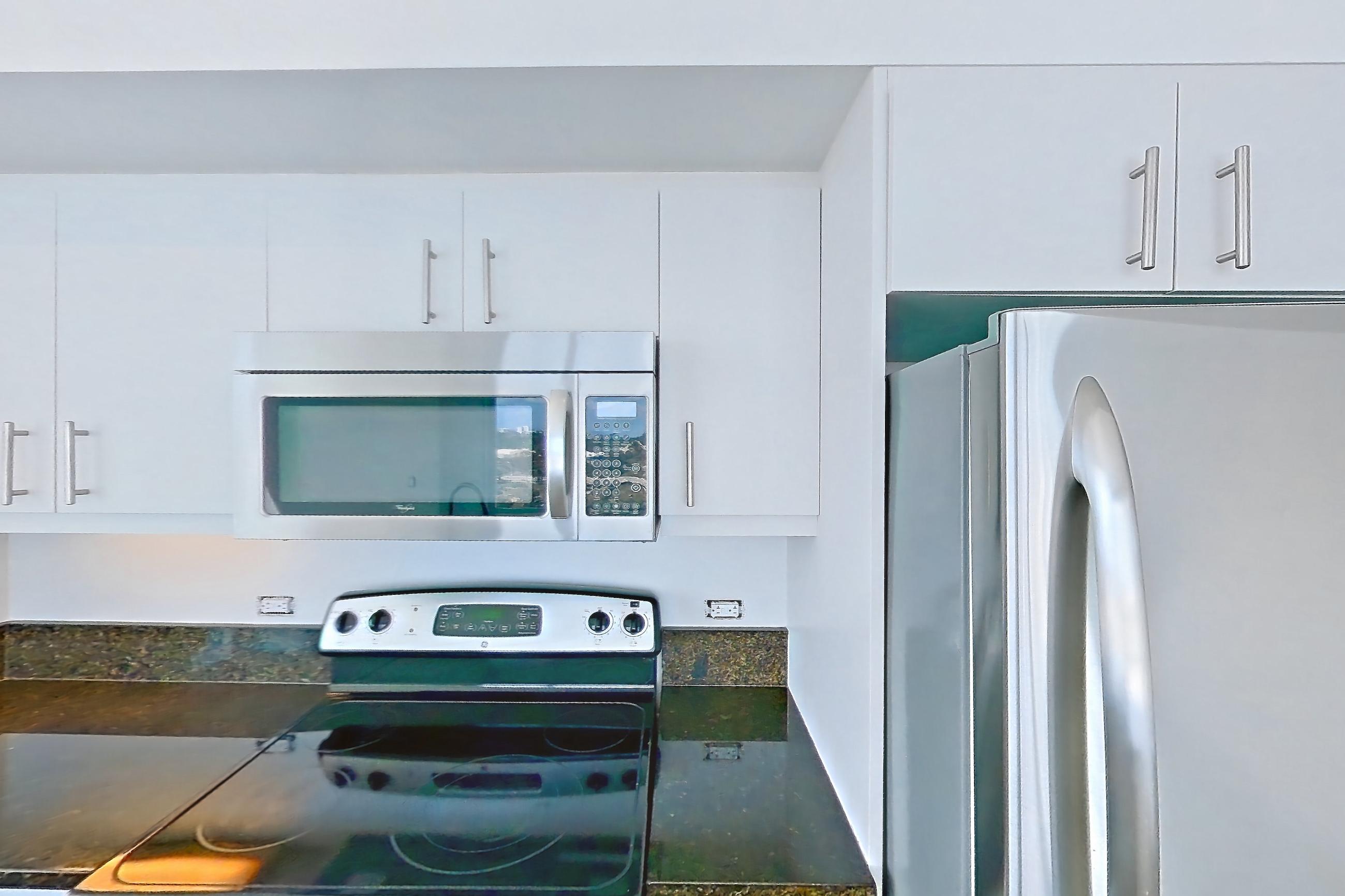 Kitchen, Apartment N-3007 at Vantage Pointe
