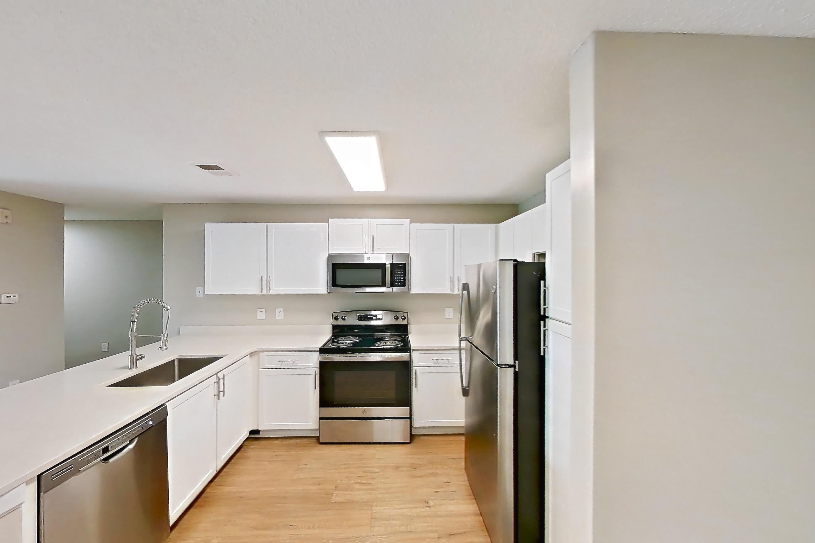 DINING ROOM (representative of this floor plan)