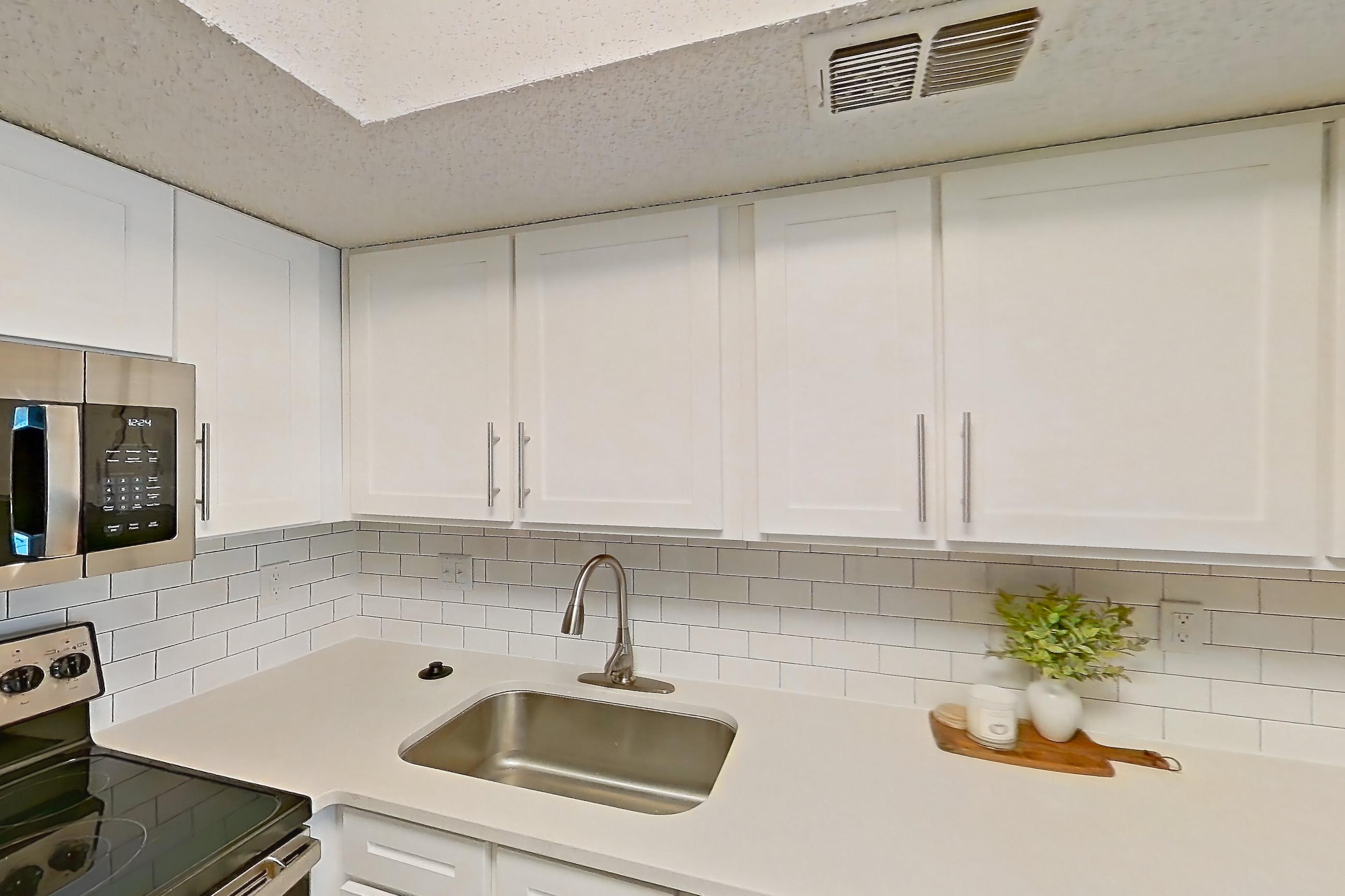 Kitchen in Apartment 1022 at Beacon Hill, 1B floor plan