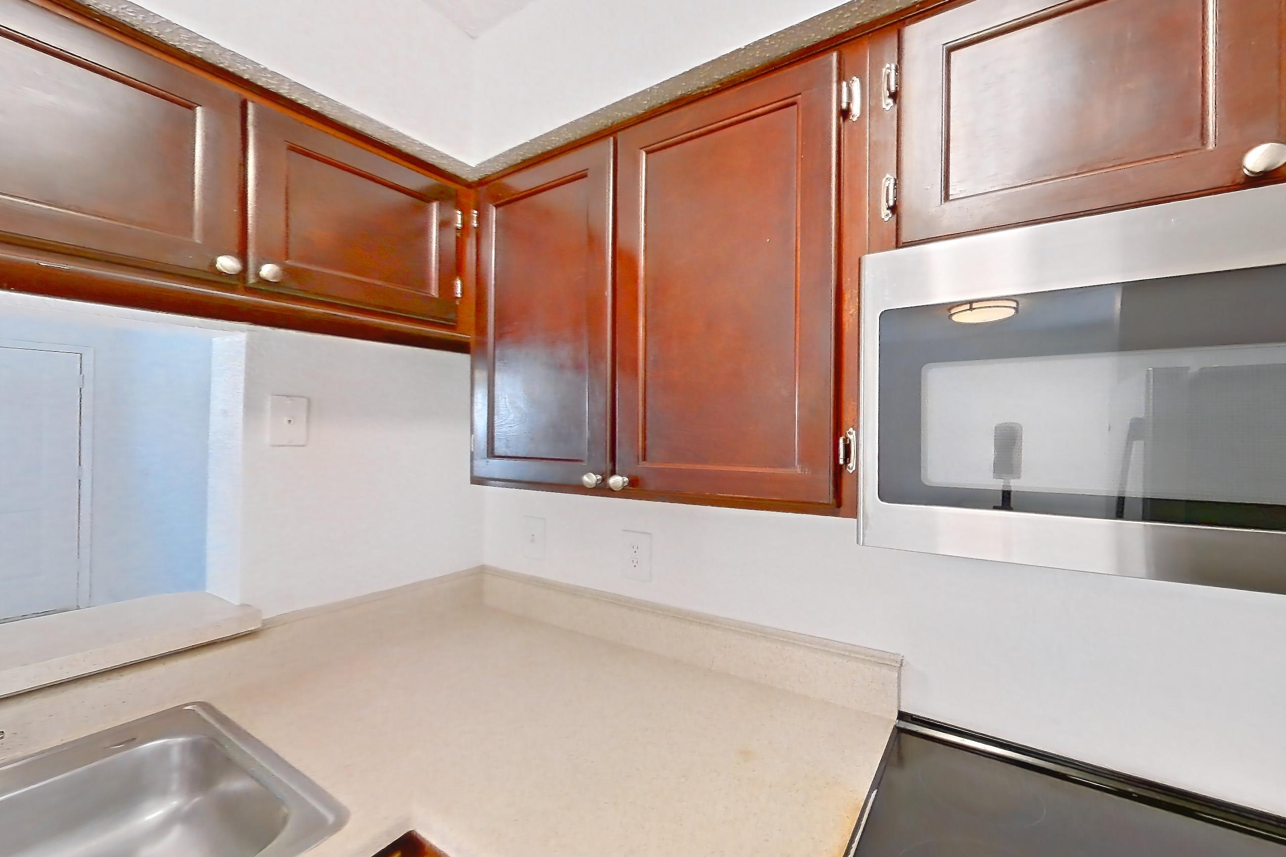 Kitchen, Apartment 10-0407 at Brookwood Club