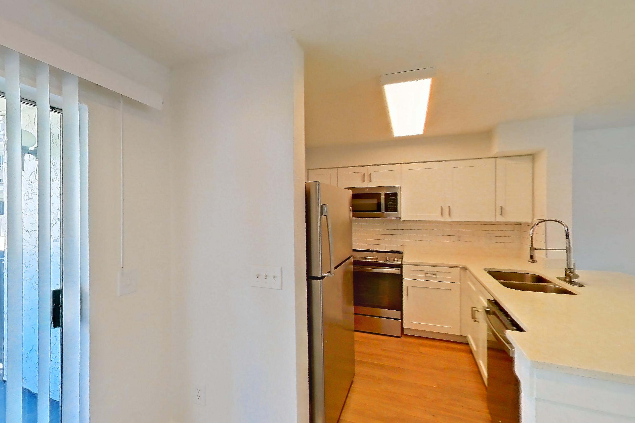 DINING ROOM (representative of this floor plan)