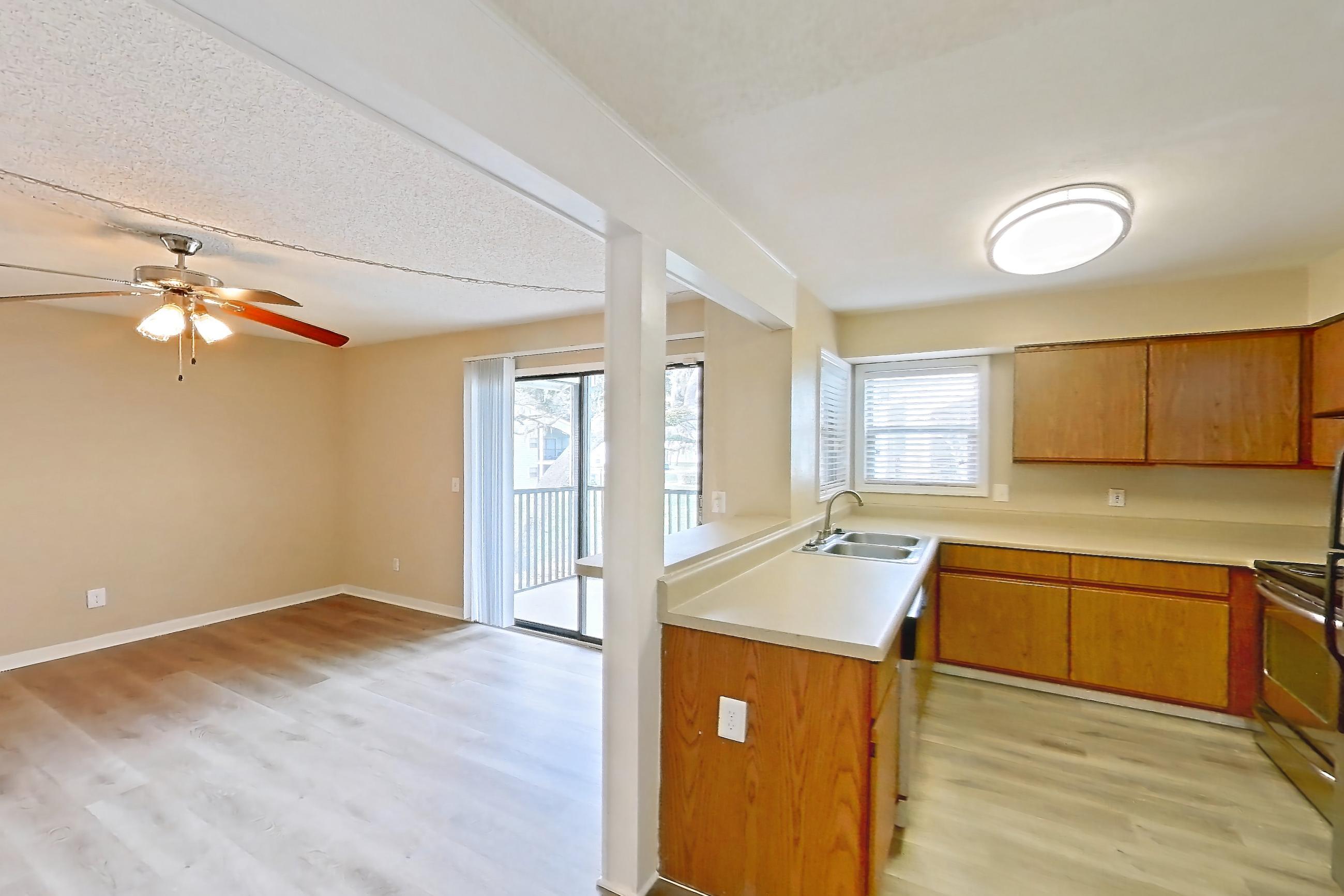 Dining room in Apartment 4038sl at Oak Ramble, 1A floor plan