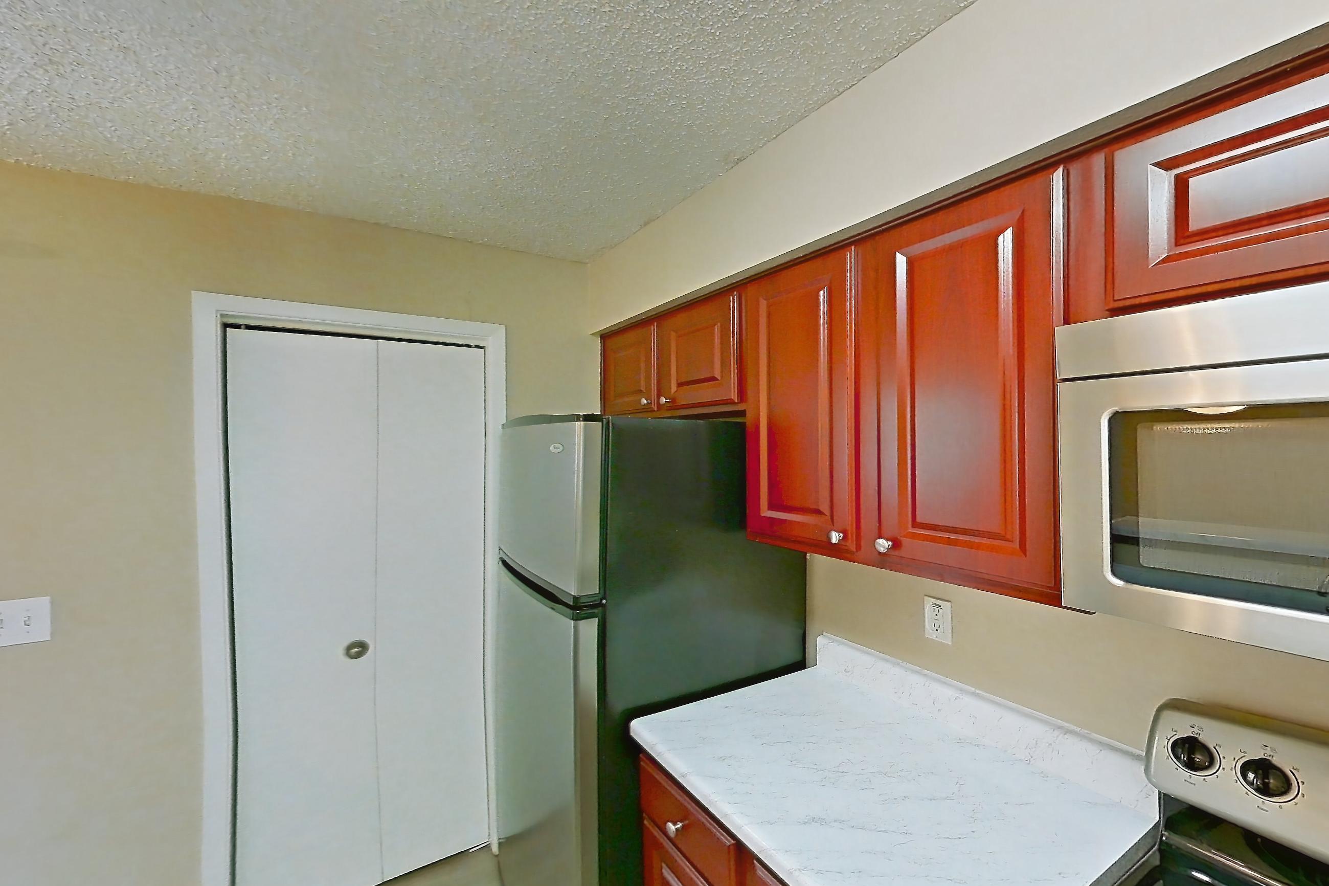 Kitchen in Apartment 1812 at Canyon Chase, 2C floor plan