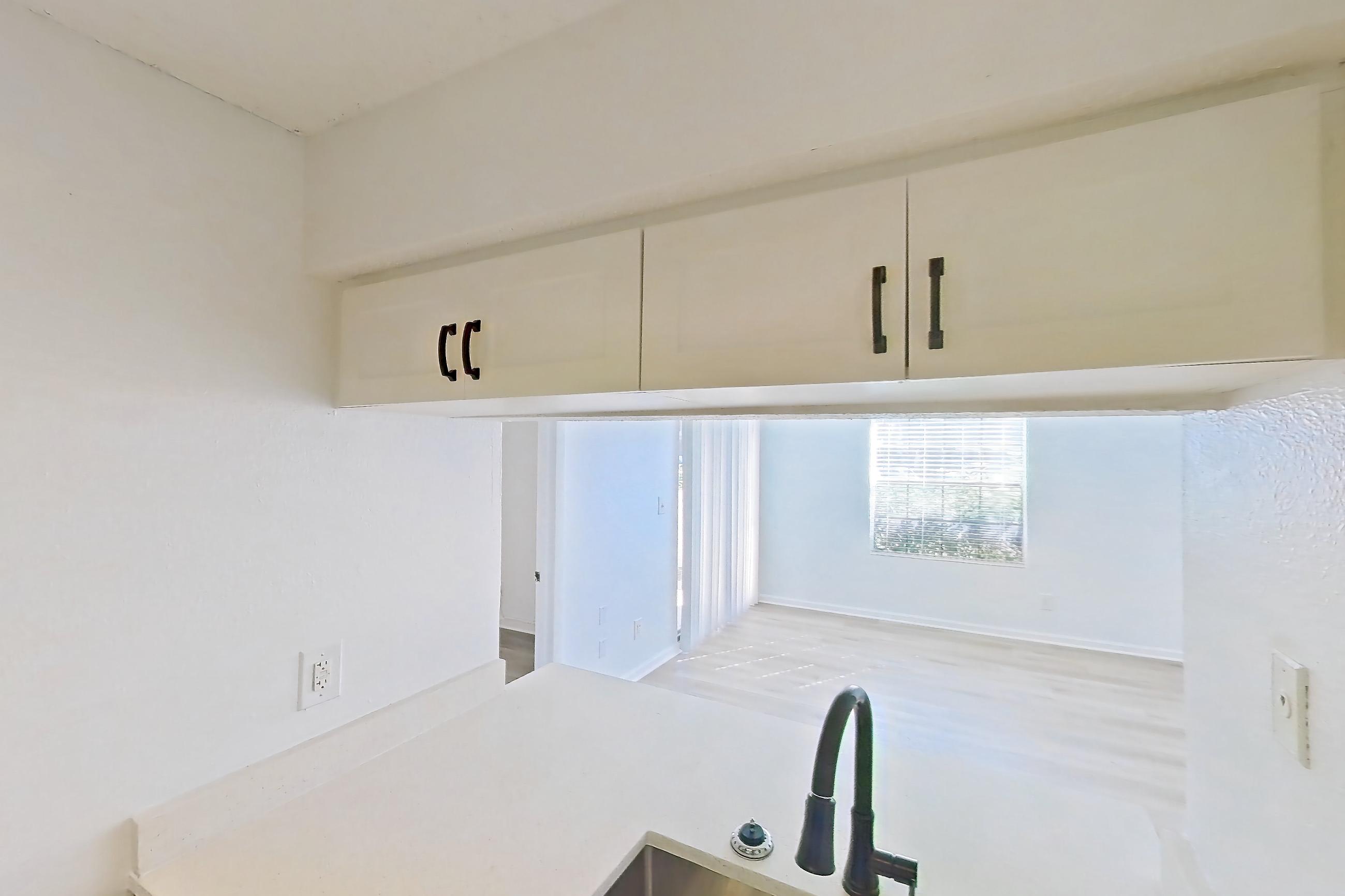 Kitchen in Apartment 19-105 at St. James Crossing, 1A floor plan