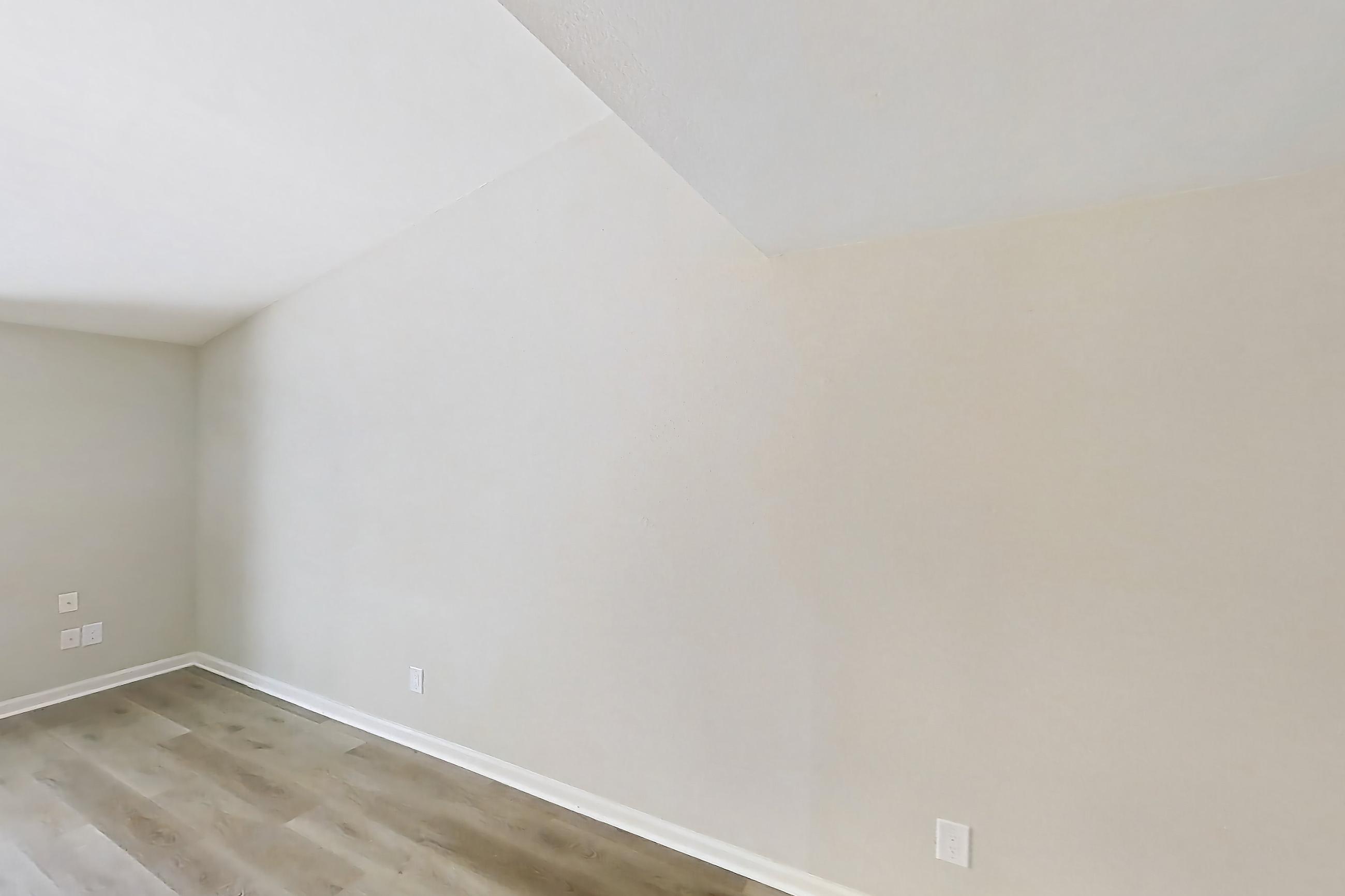 Dining room in Apartment 04-204 at St. James Crossing, 1C floor plan