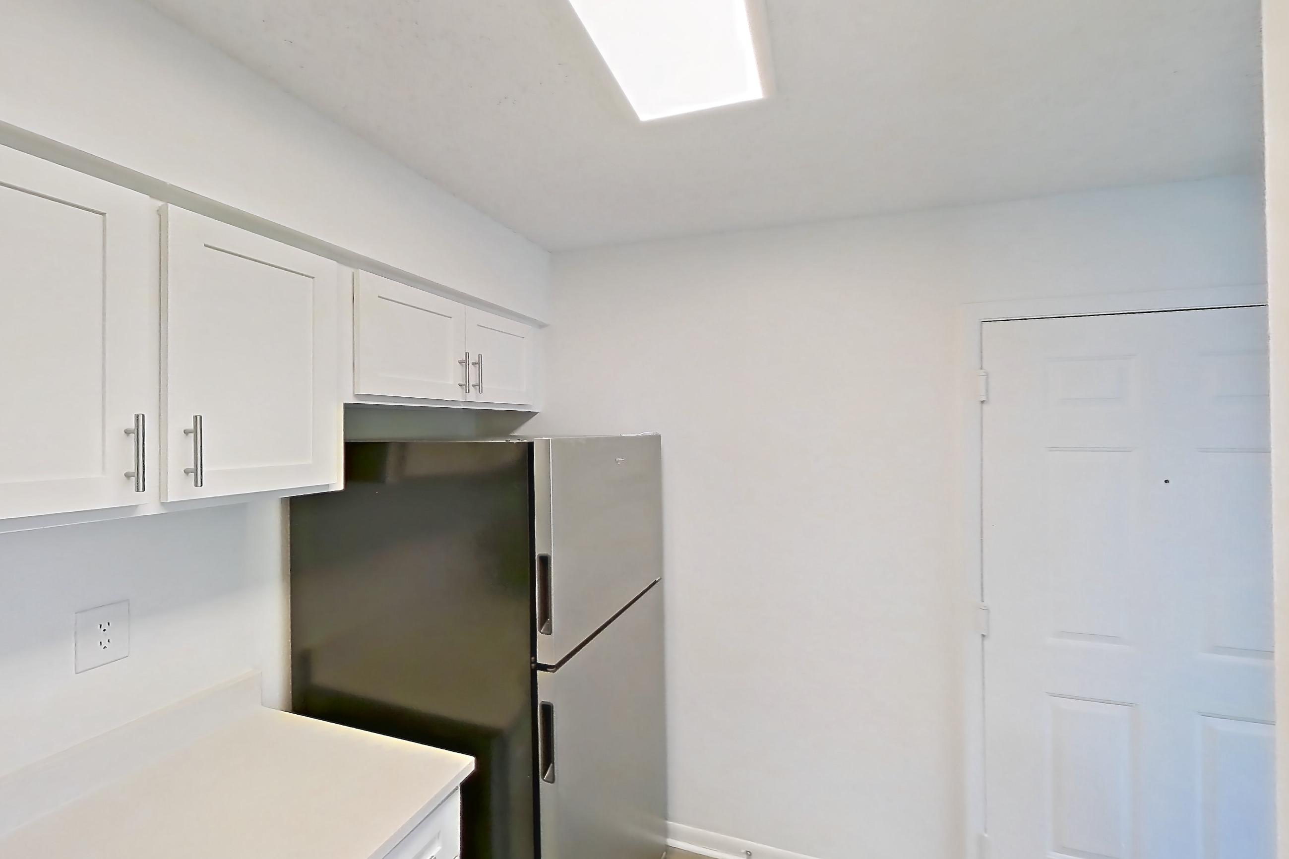 Kitchen in Apartment 435 at South Pointe, 1A floor plan