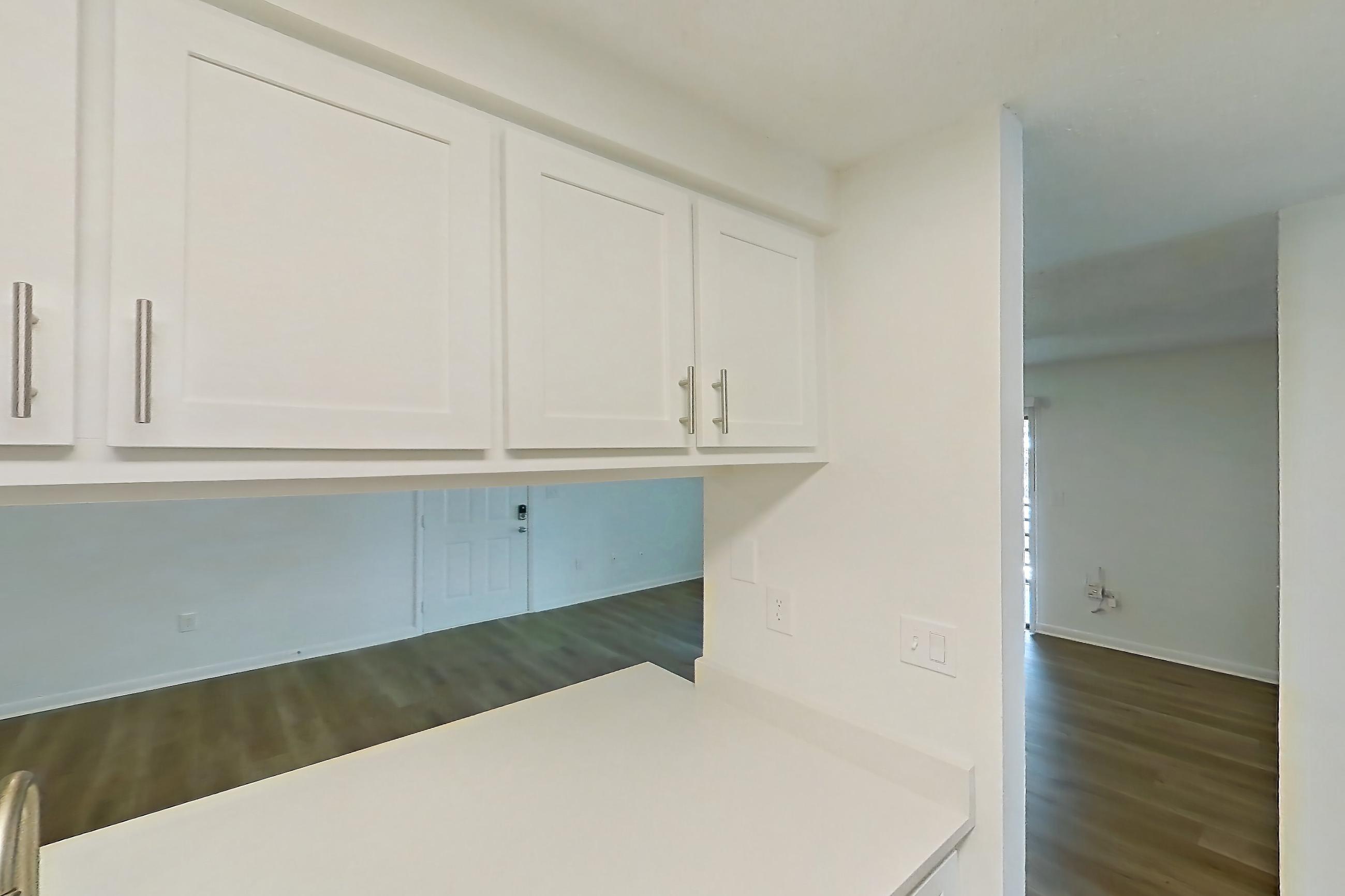 Kitchen, Apartment 321 at South Pointe