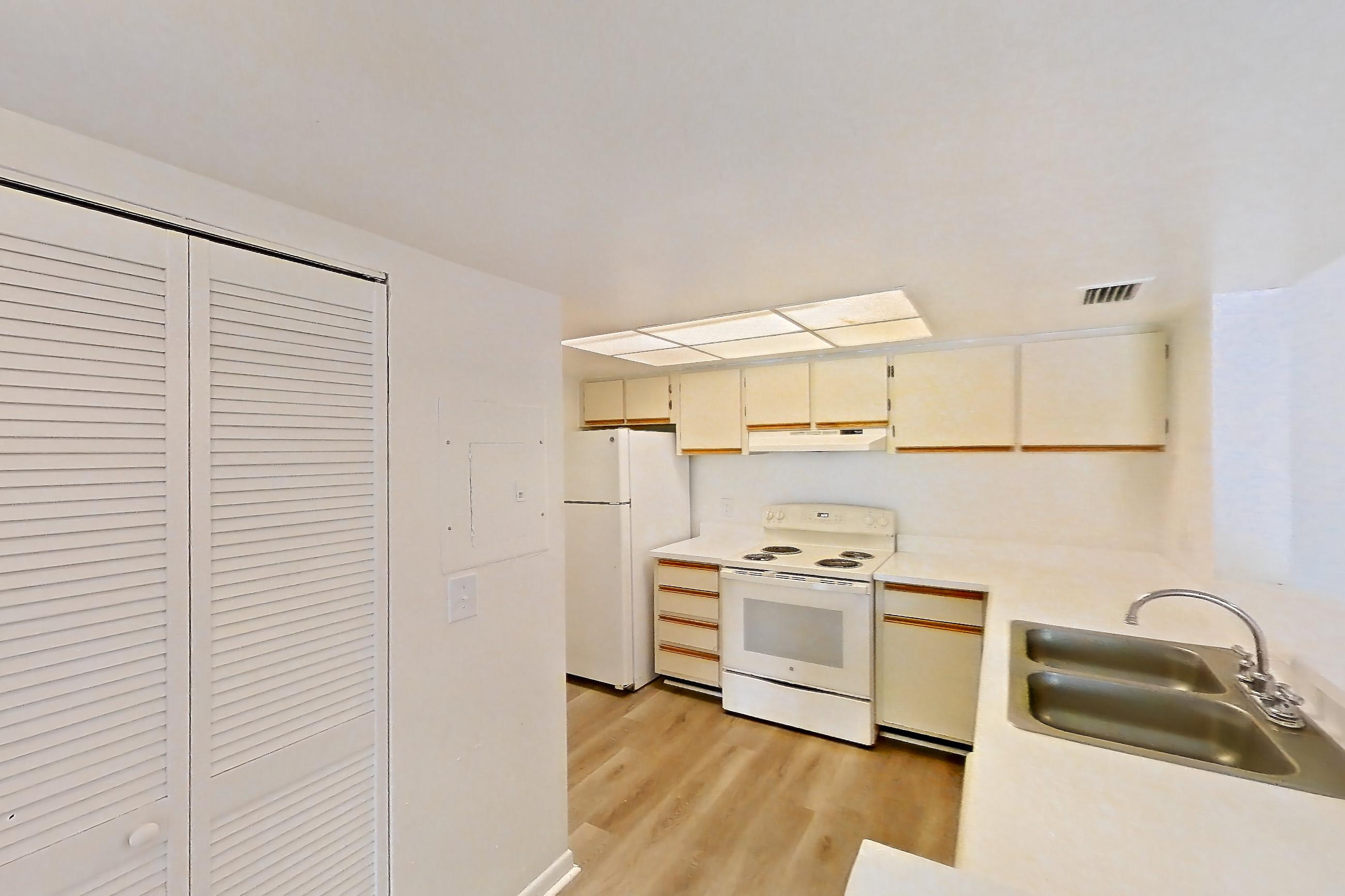 KITCHEN ENTRYWAY (representative of this floor plan)