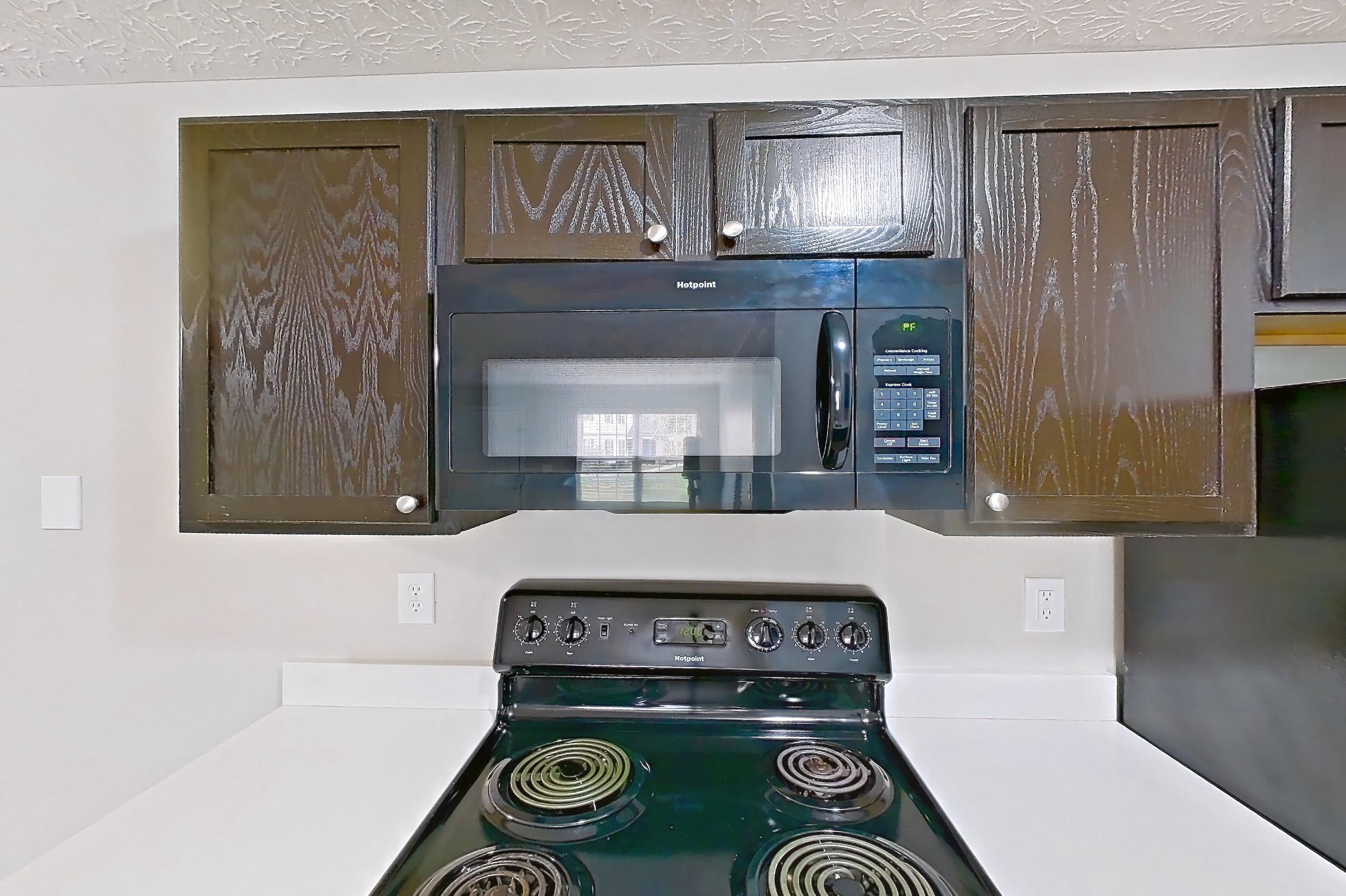 Kitchen, Apartment 2762CCC at The Gardens Columbus
