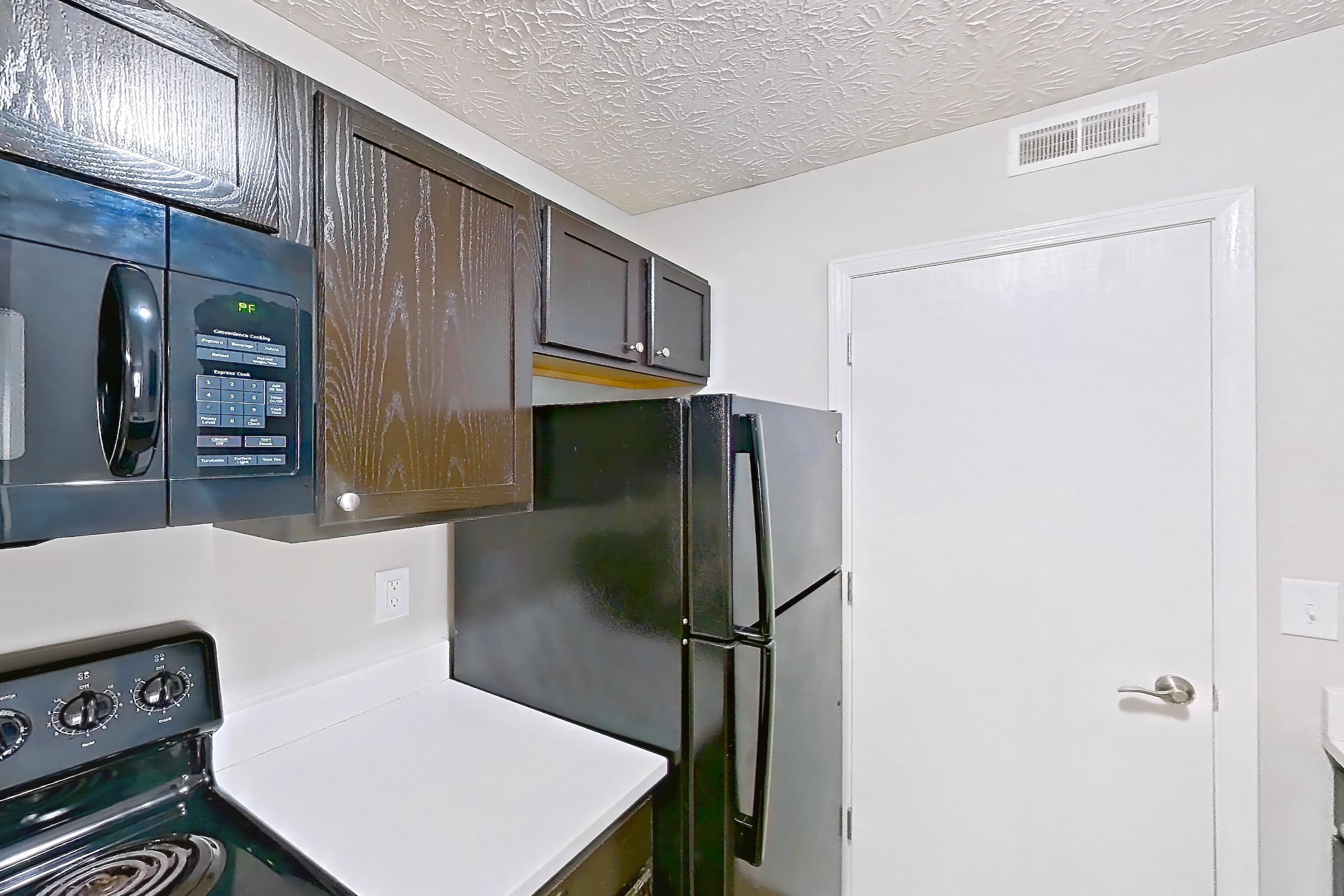 Kitchen, Apartment 2762CCC at The Gardens Columbus