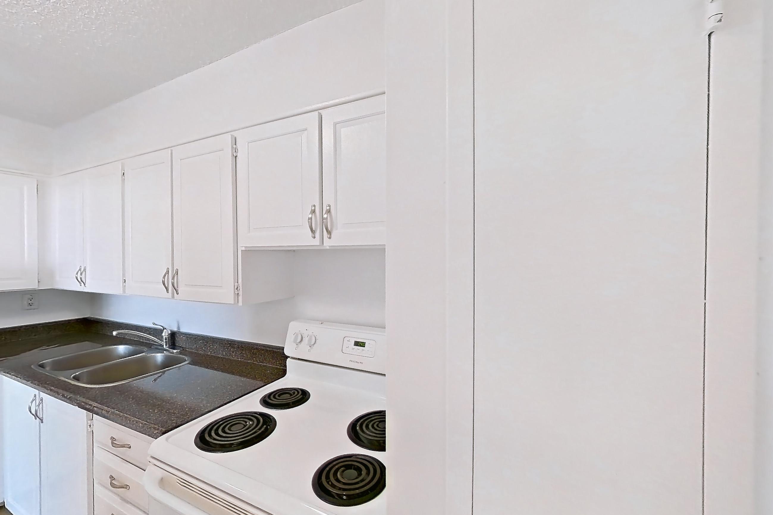 Kitchen in Apartment 2507 at 77 Davisville, 1H floor plan