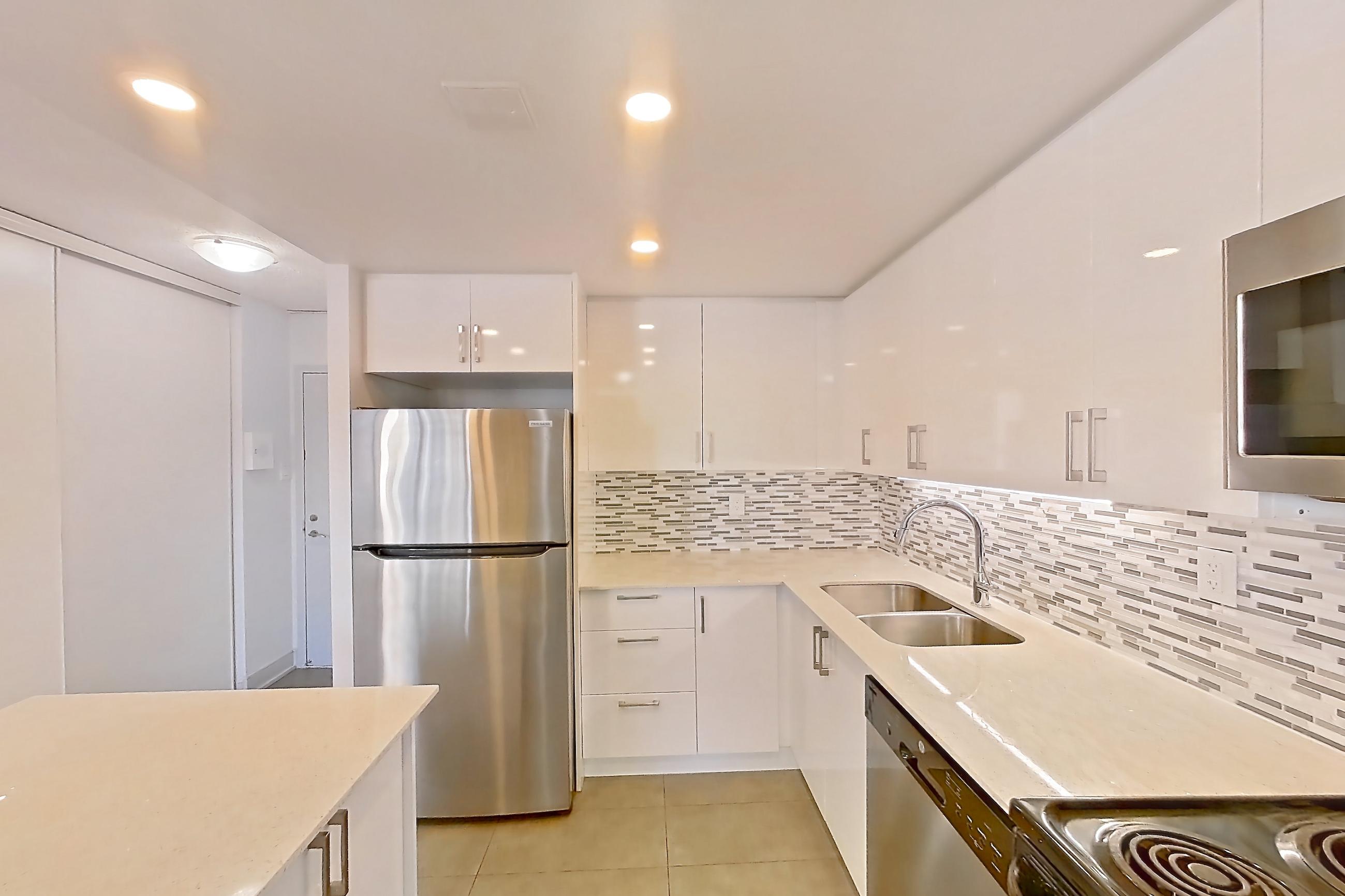 Kitchen in Apartment 2209 at 77 Davisville, 2A floor plan