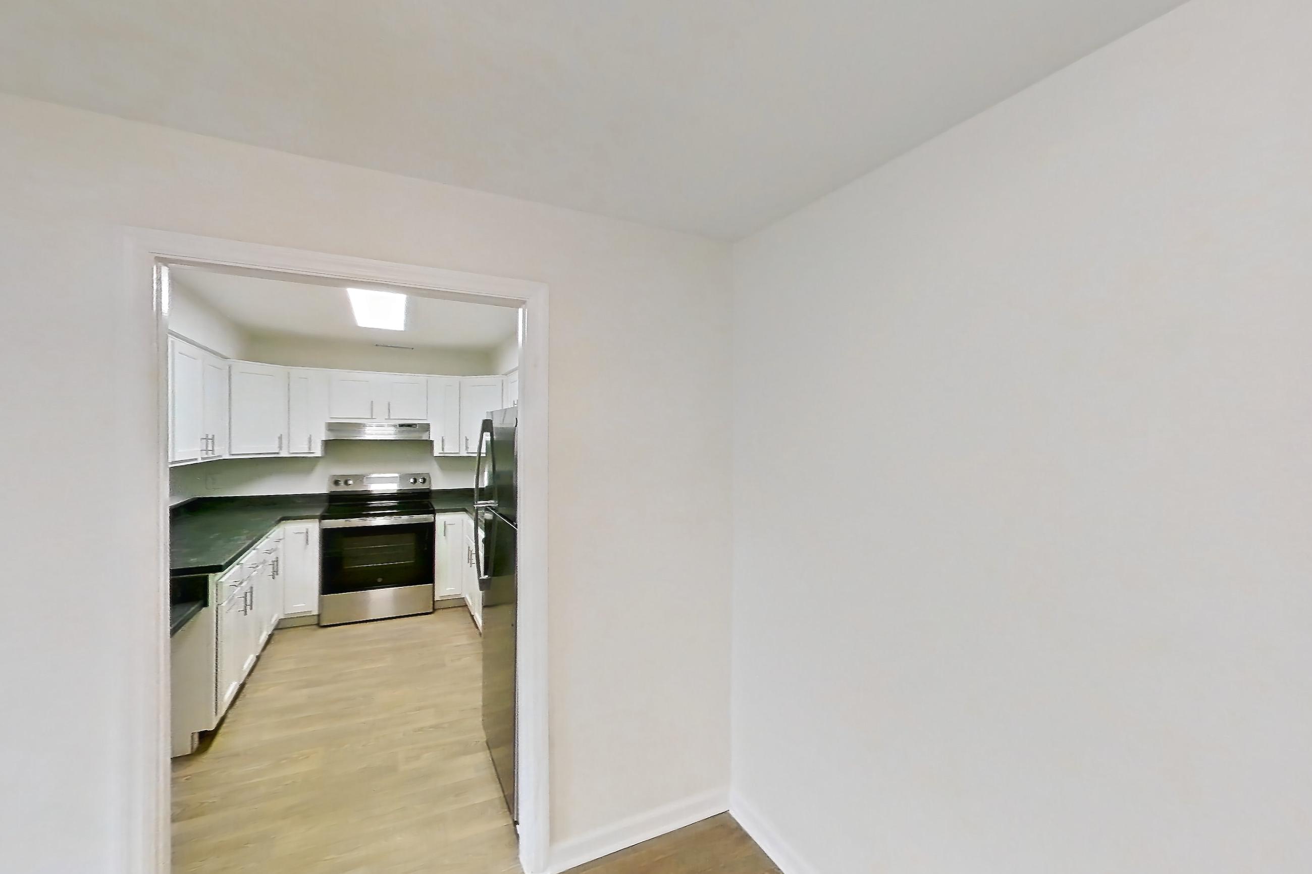 DINING ROOM (representative of this floor plan)