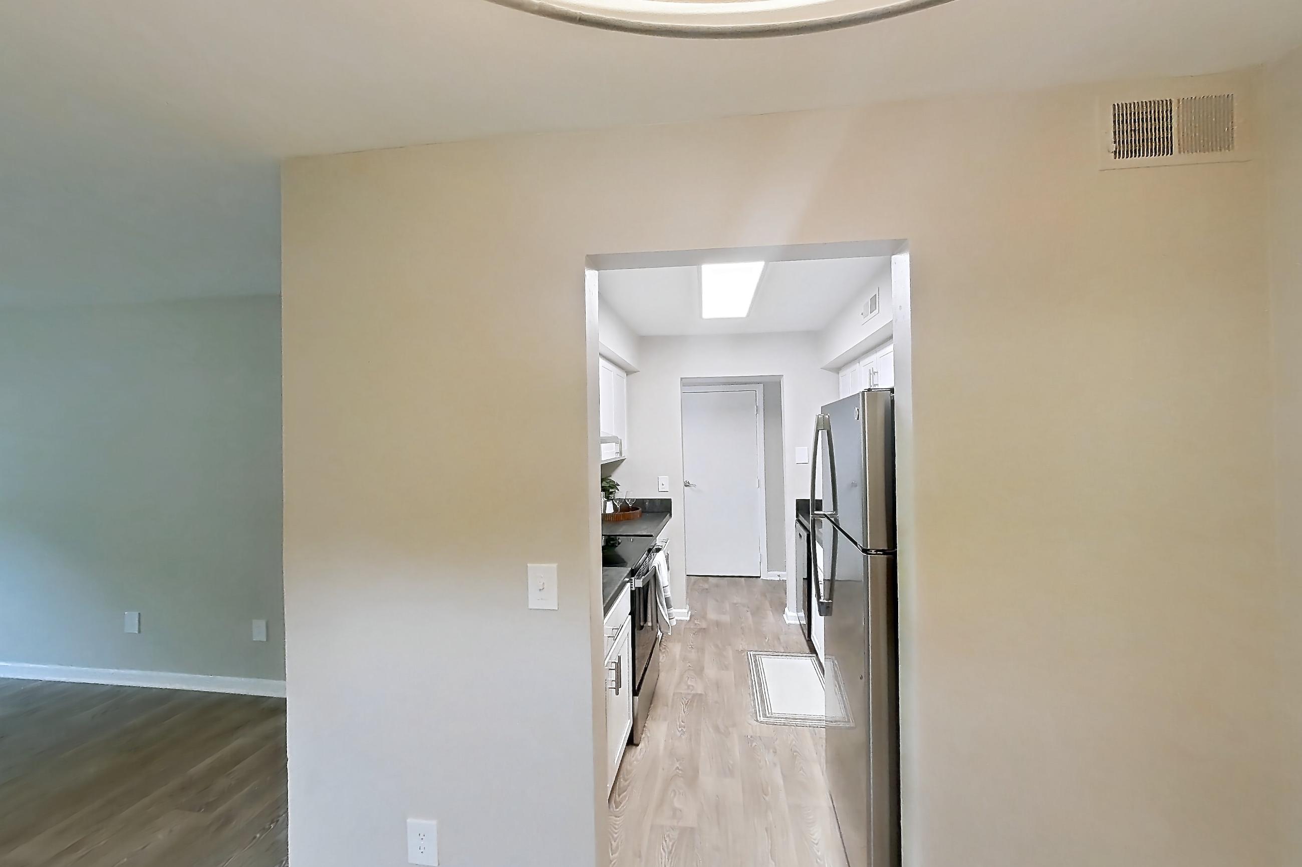 DINING ROOM (representative of this floor plan)