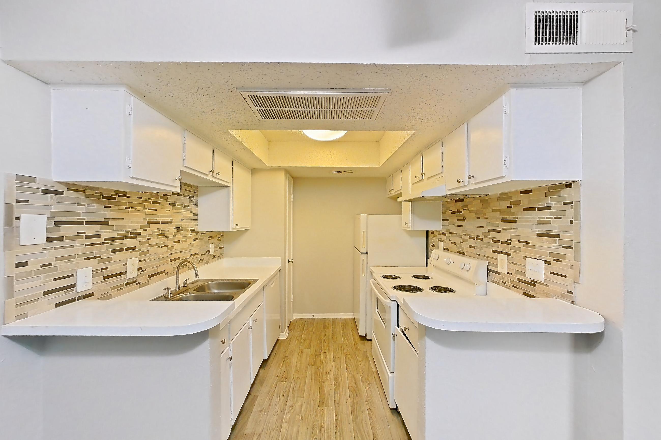 DINING ROOM (representative of this floor plan)