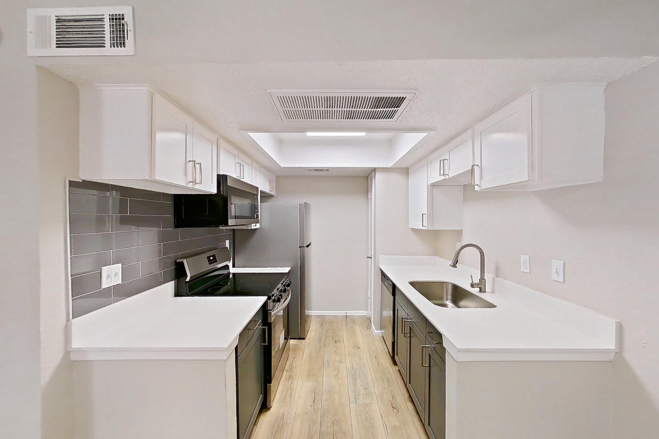 DINING ROOM (representative of this floor plan)