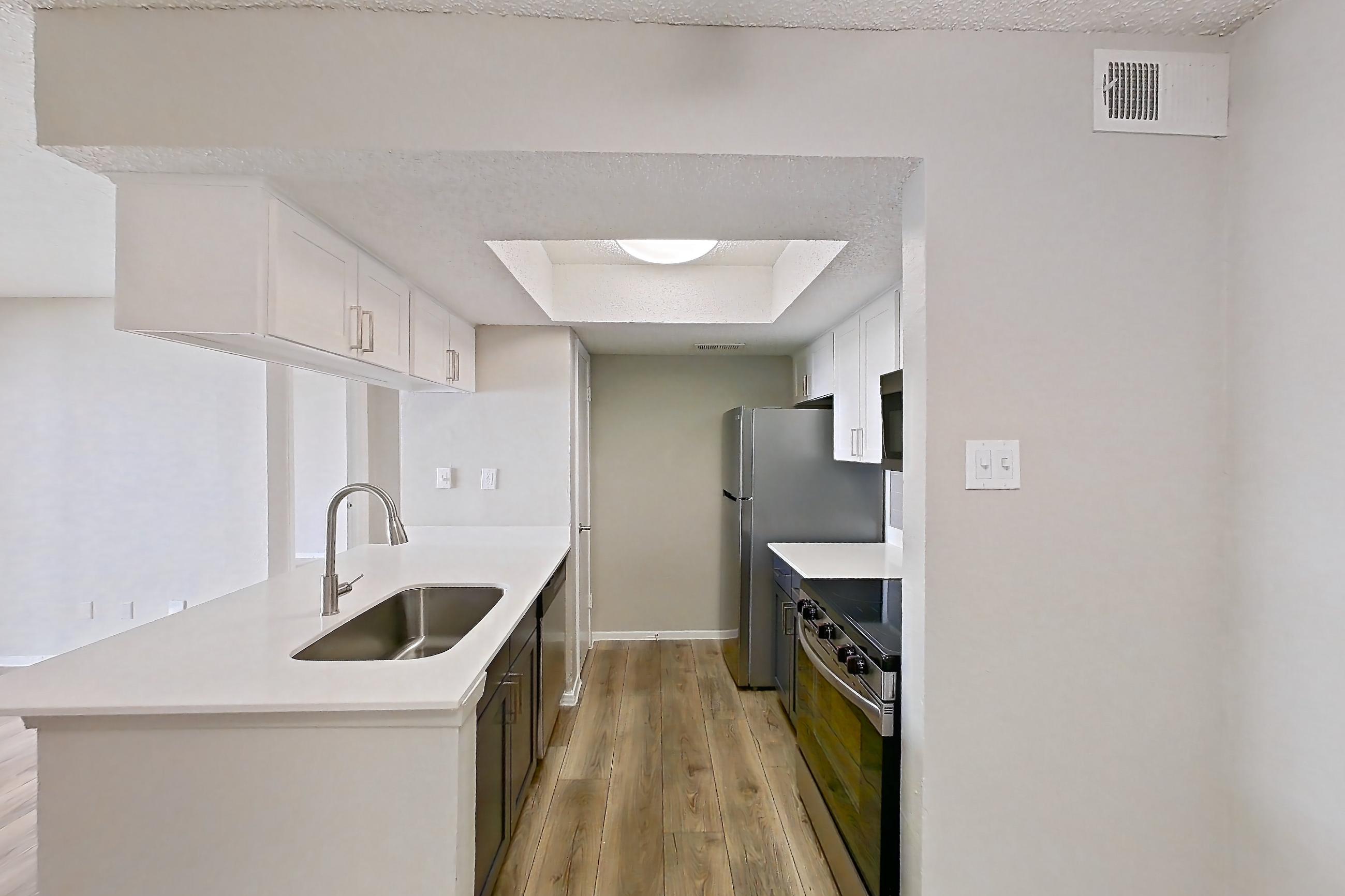 DINING ROOM (representative of this floor plan)
