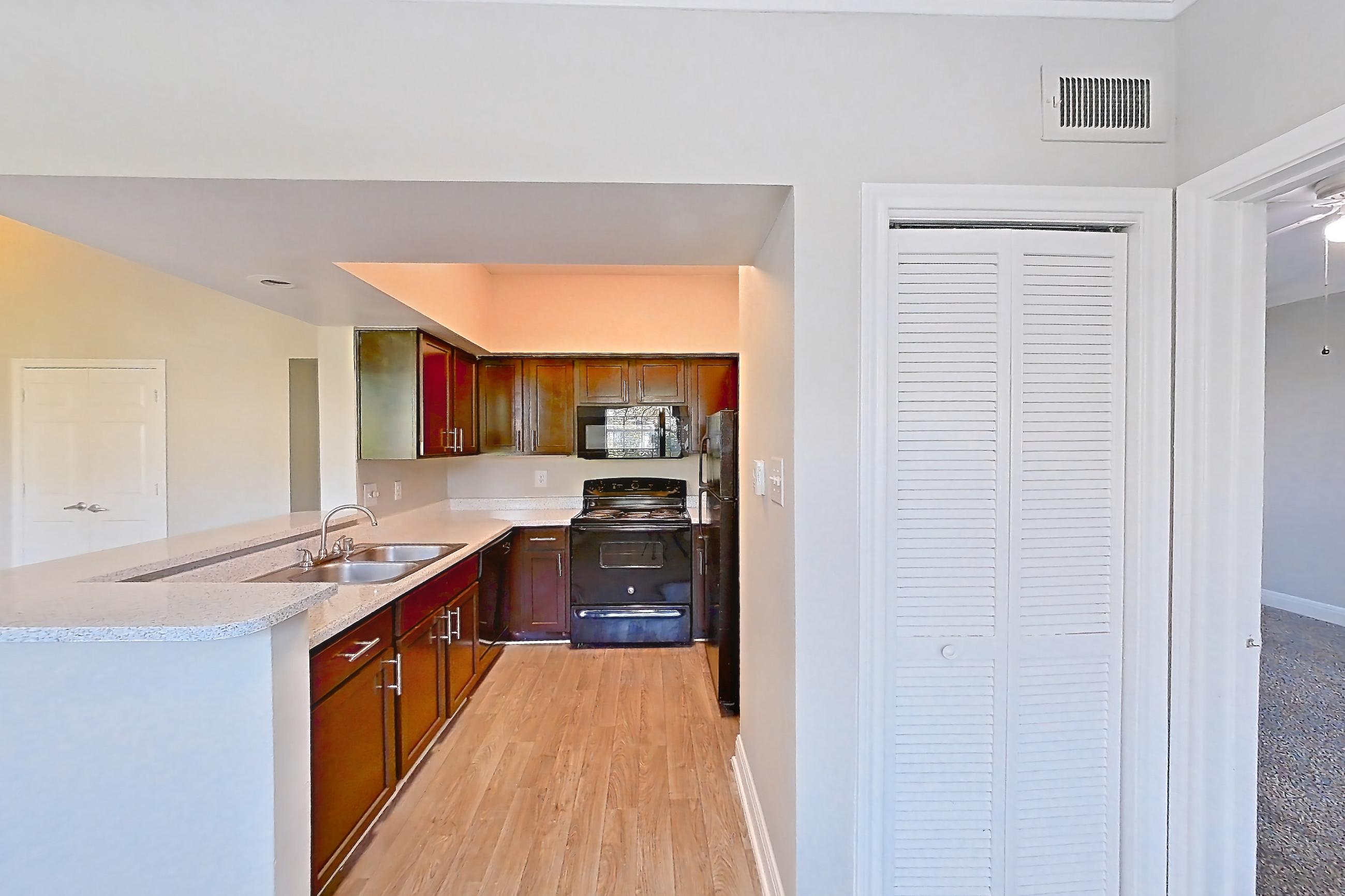 DINING ROOM (representative of this floor plan)