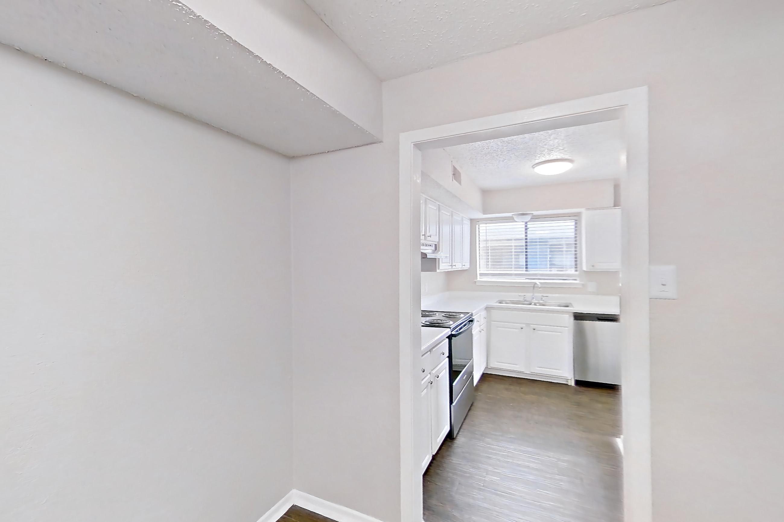 DINING ROOM (representative of this floor plan)