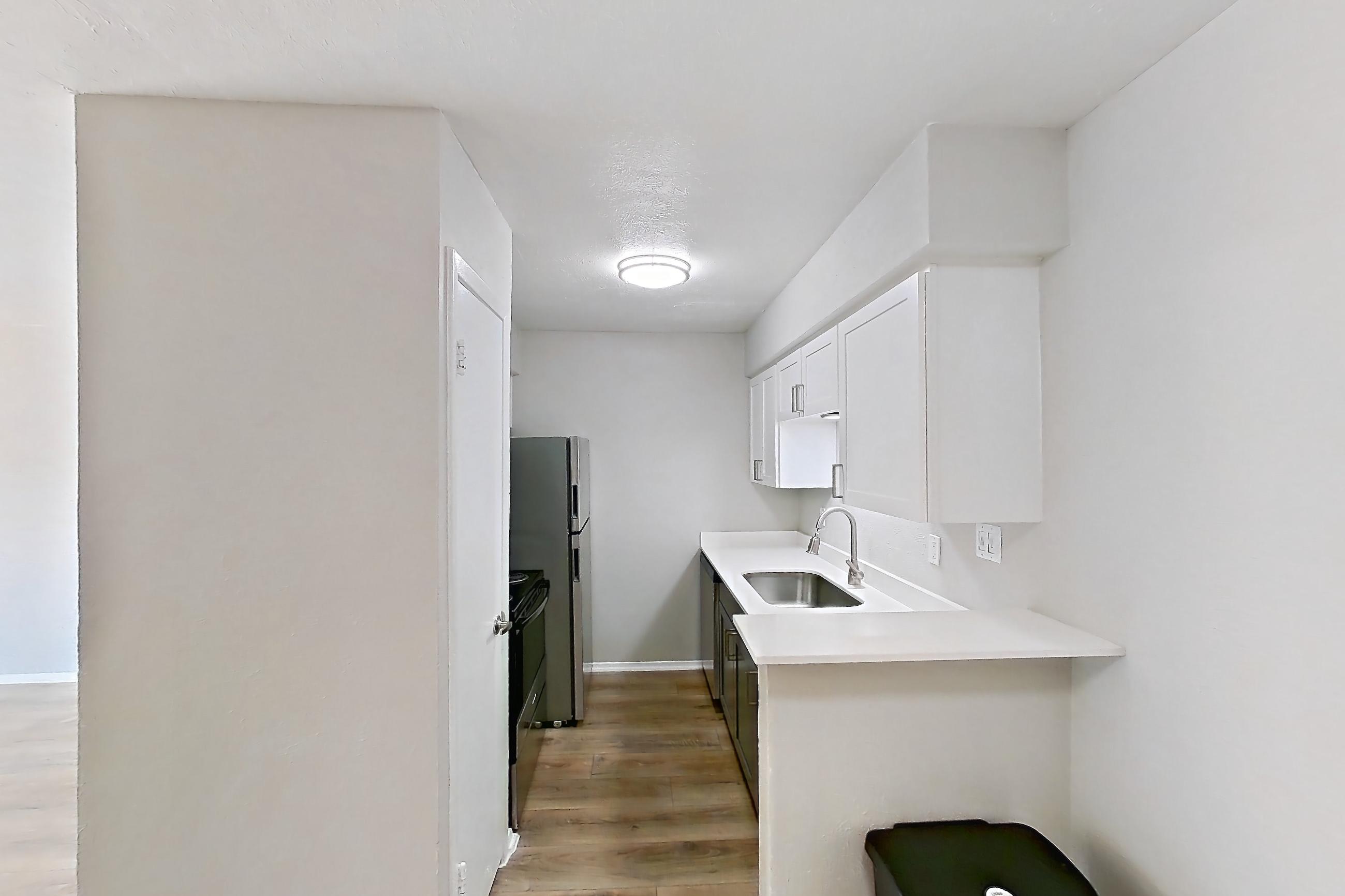 DINING ROOM (representative of this floor plan)