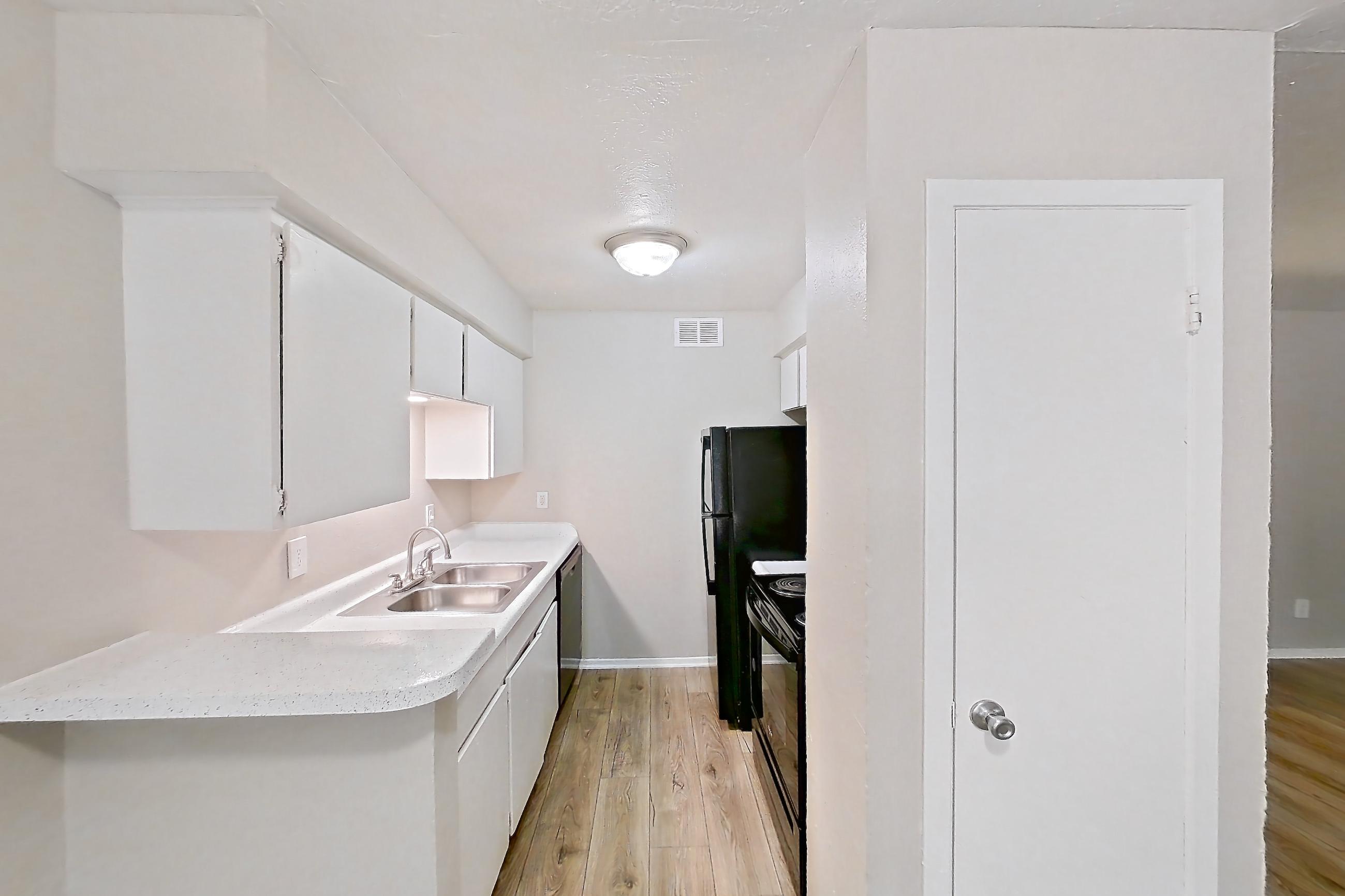 DINING ROOM (representative of this floor plan)