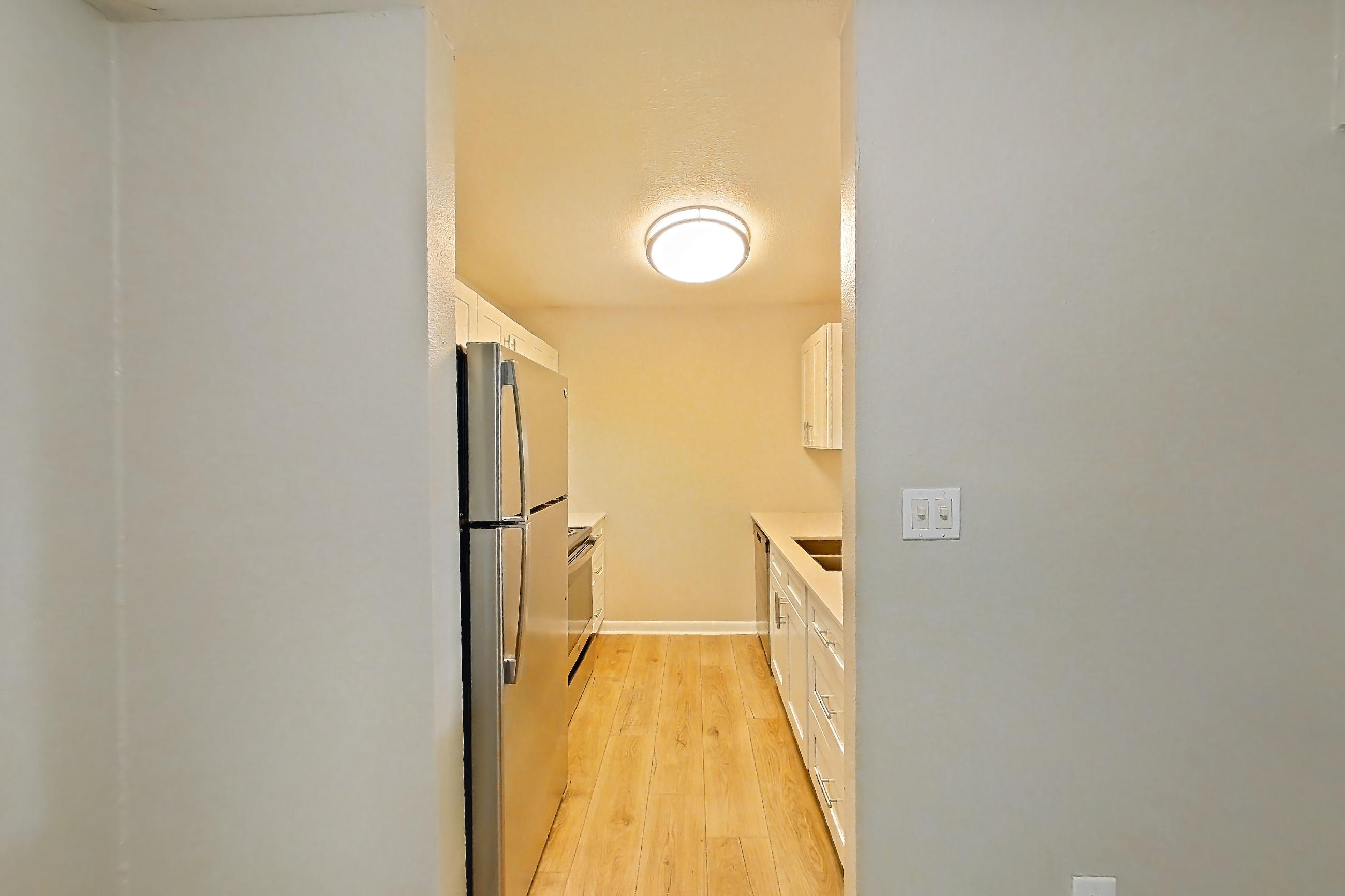 DINING ROOM (representative of this floor plan)