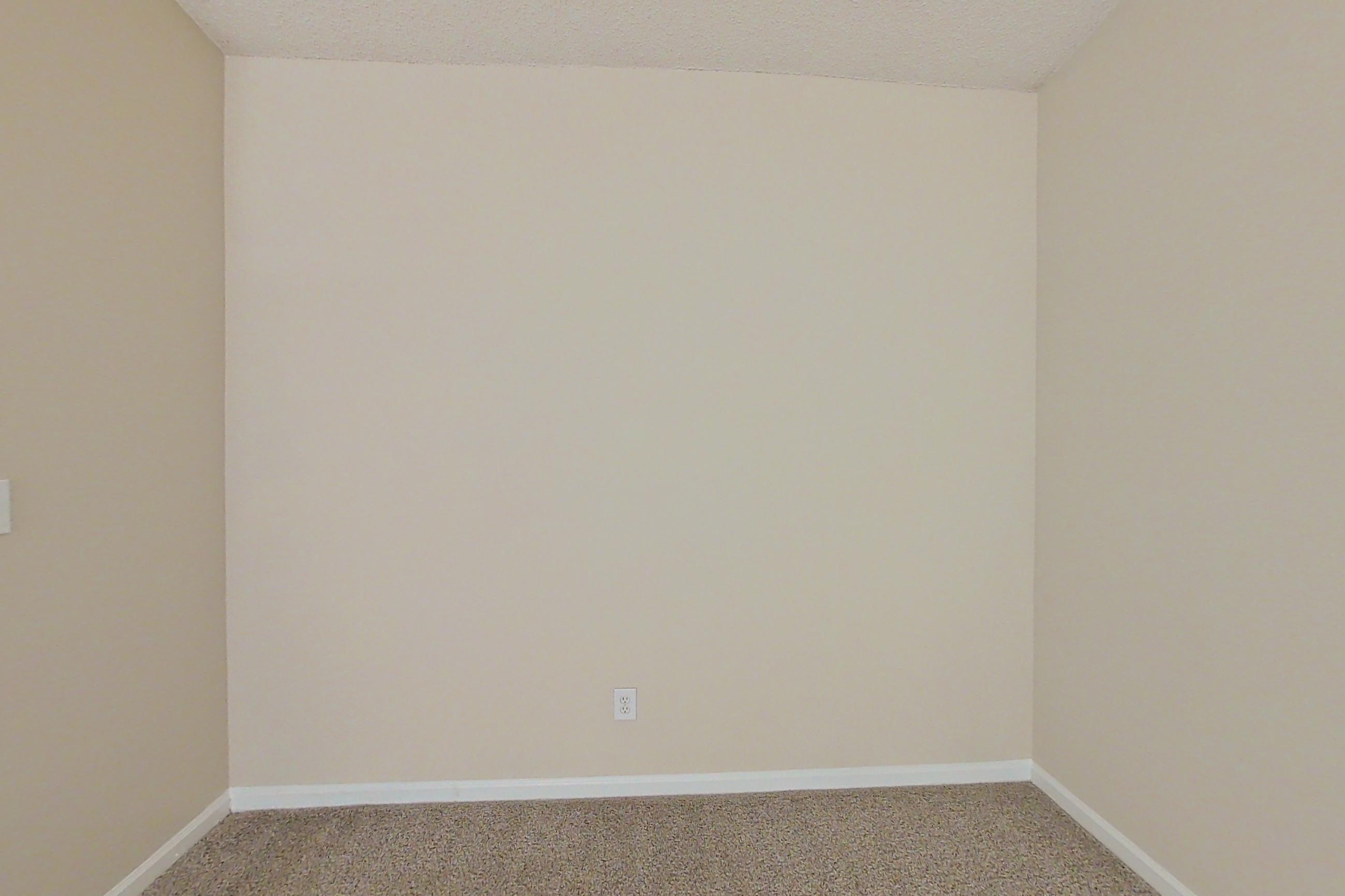 DINING ROOM (representative of this floor plan)