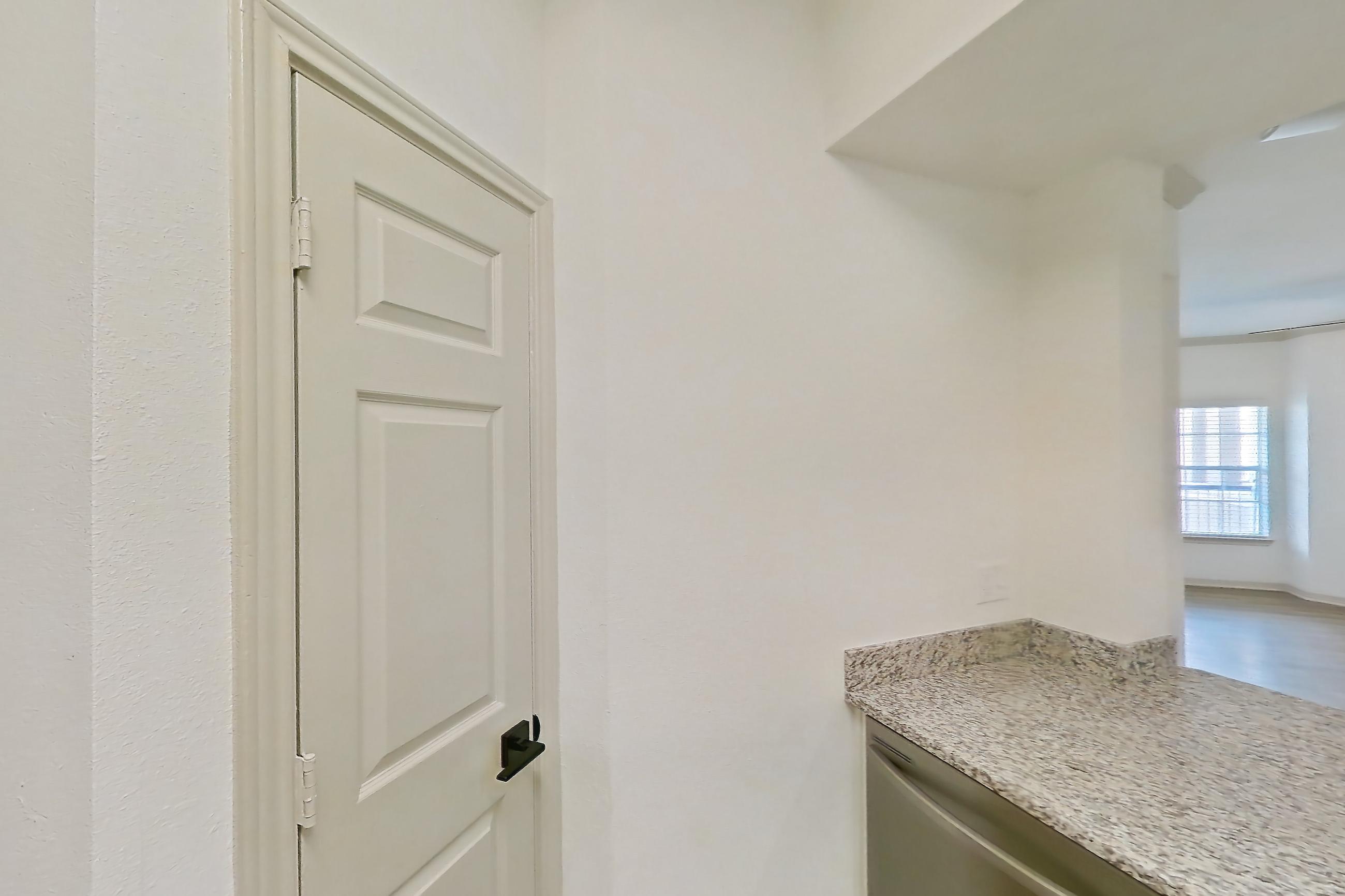 Kitchen in a A3R - Copperfield floor plan apartment, representative of Apartment 17110 at Cortland Wortham