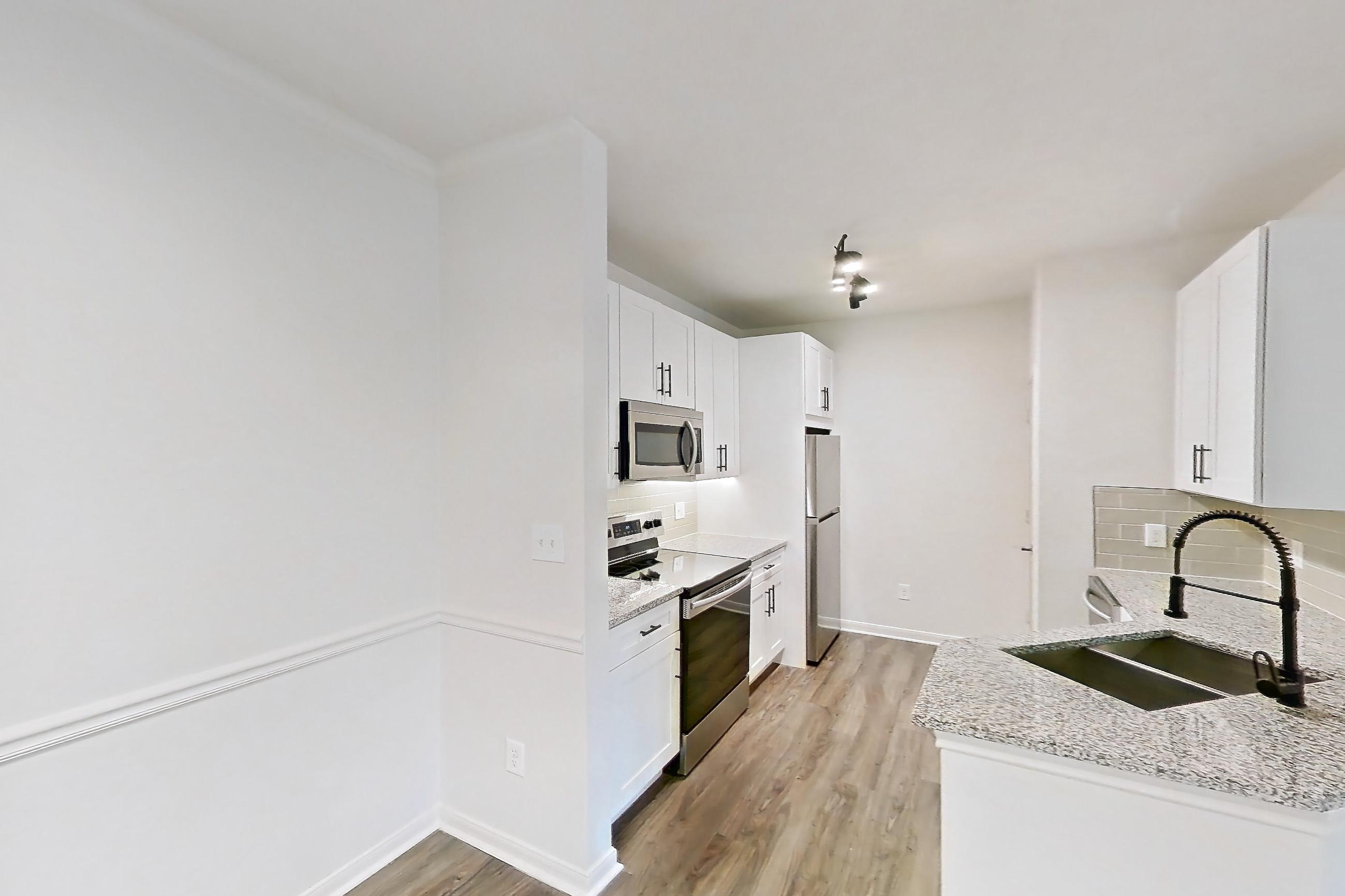 DINING ROOM (representative of this floor plan)