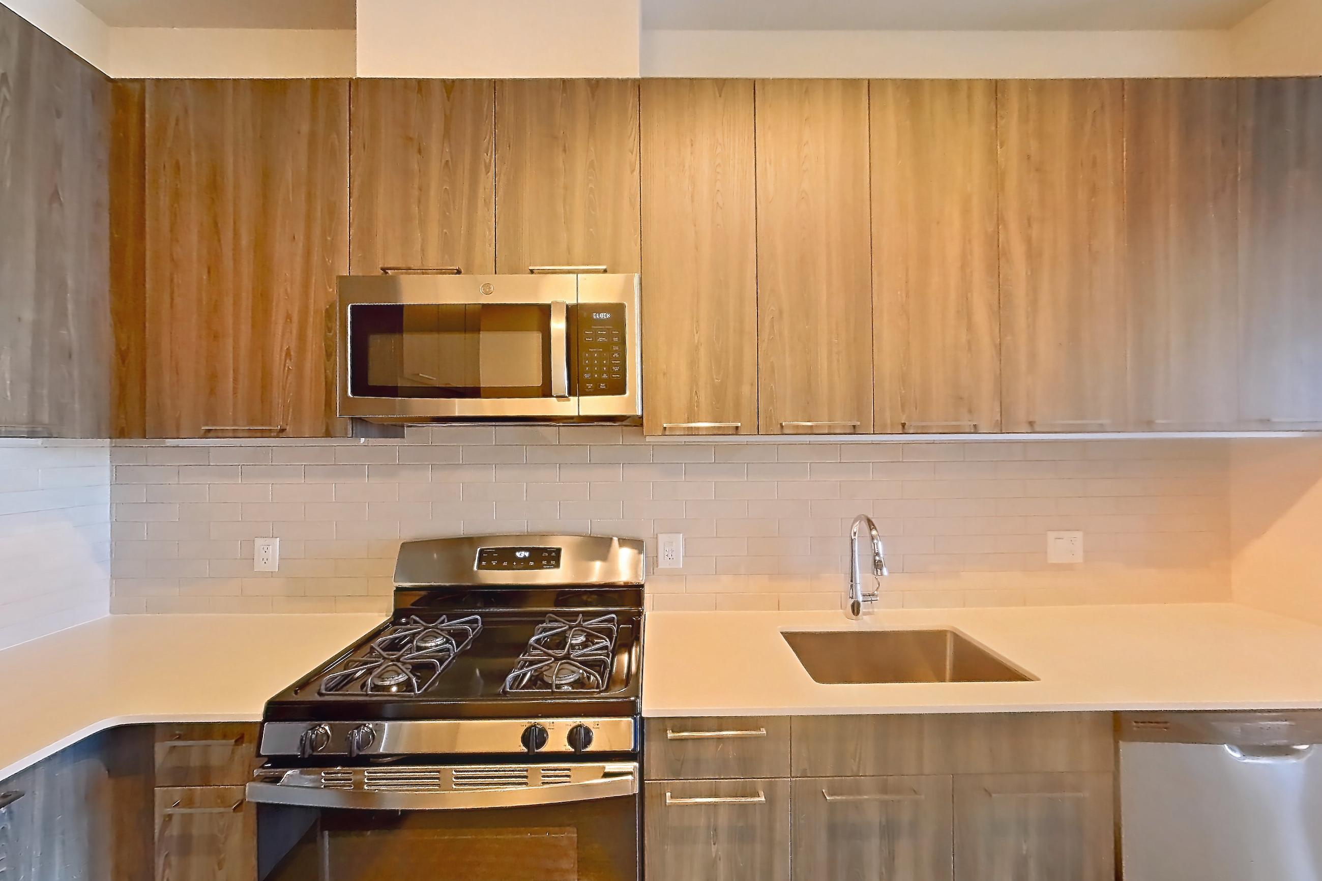 Kitchen in a B2 floor plan apartment, representative of Apartment 460 at Cortland Columbia Pike