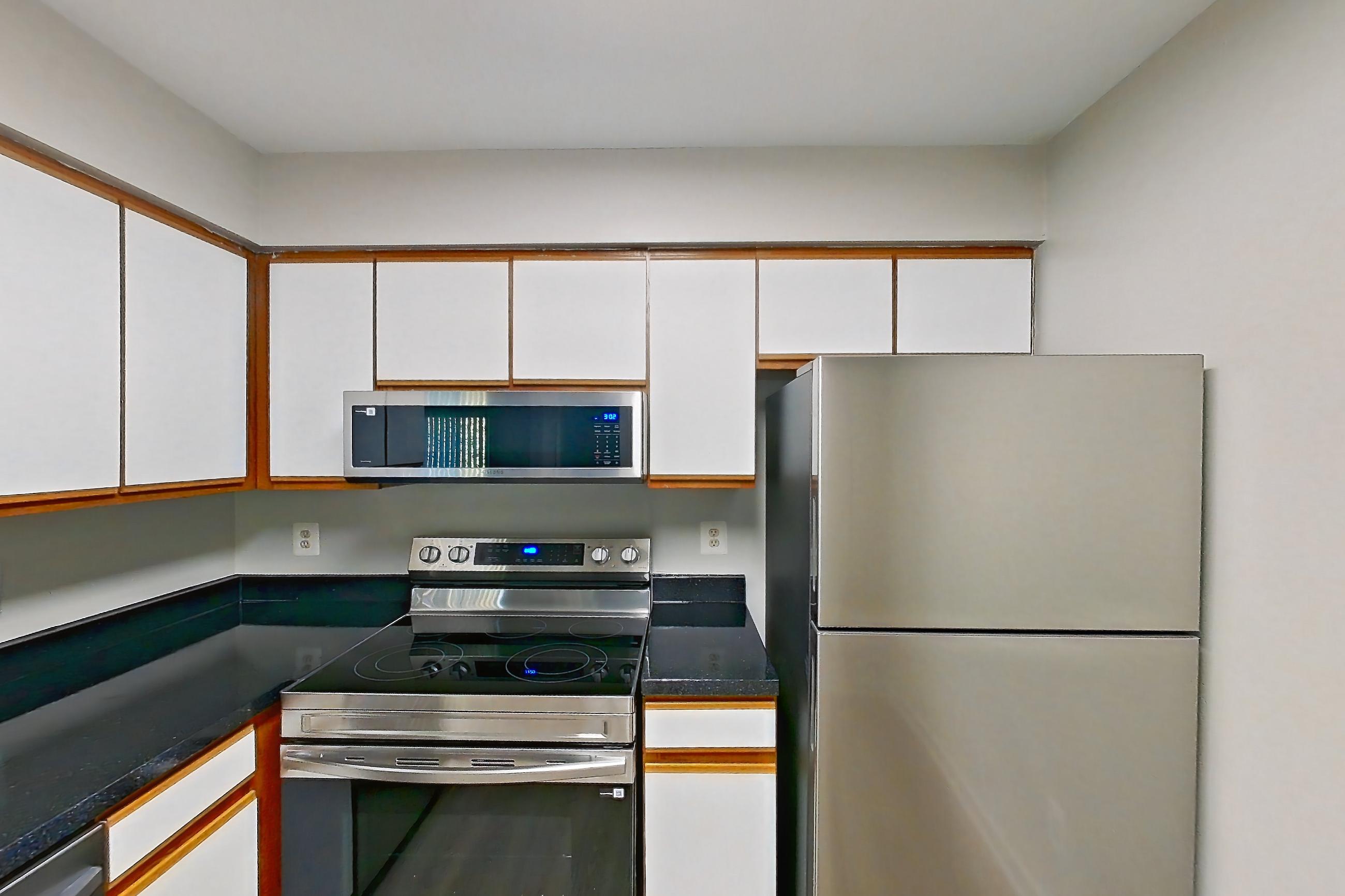 Kitchen in Apartment 5022 at Cortland Manassas, B2R - Harris floor plan
