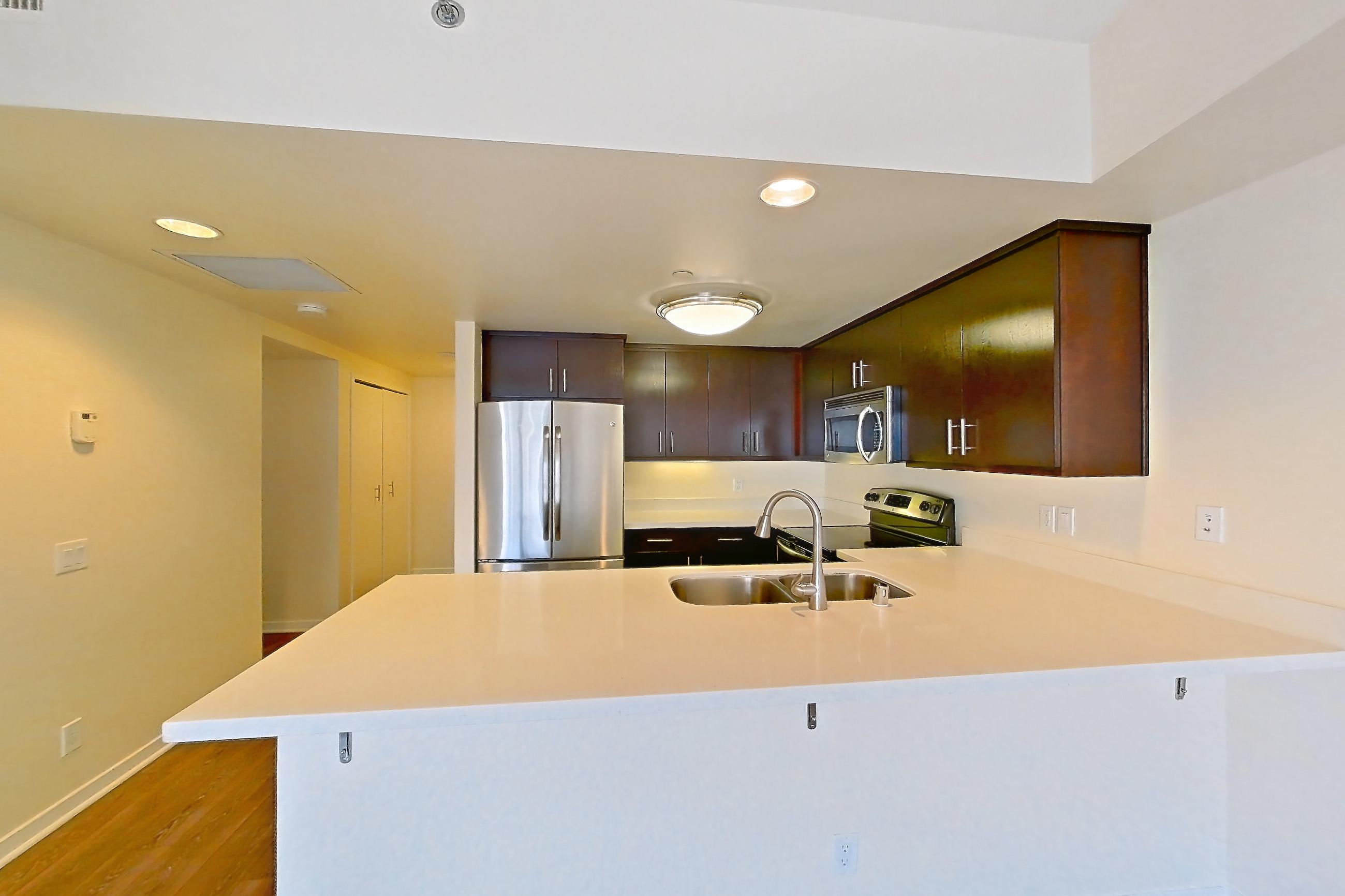 DINING ROOM (representative of this floor plan)