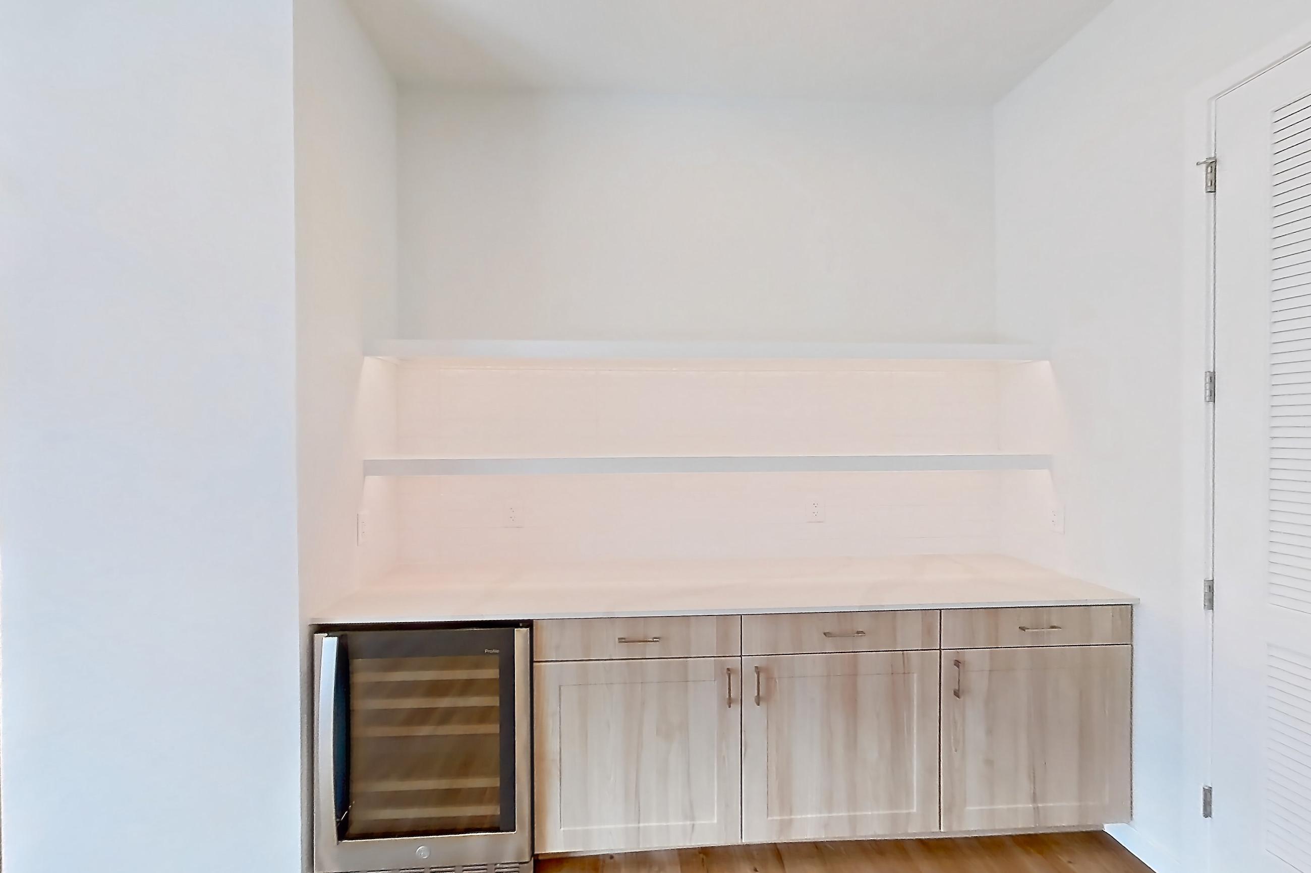 DINING ROOM (representative of this floor plan)