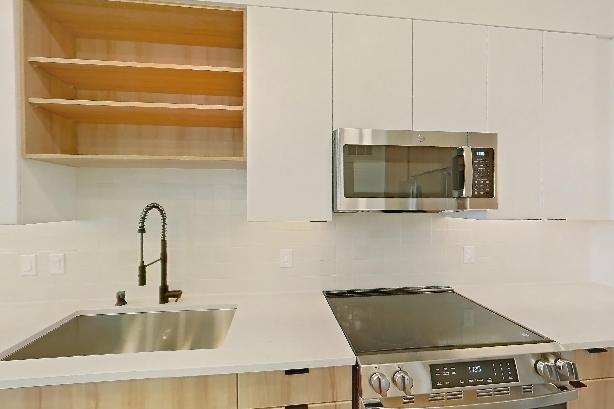 Kitchen, Apartment 420 at Lantower Sunrise