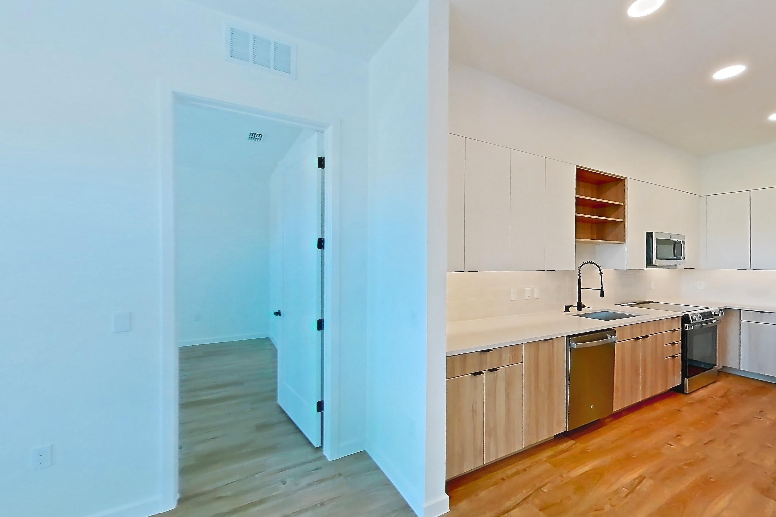 Living room, Apartment 420 at Lantower Sunrise