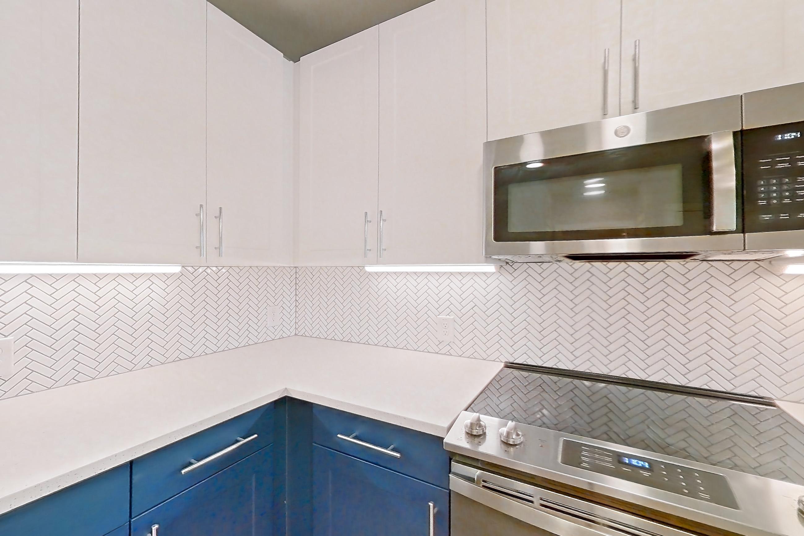 Kitchen, Apartment 1205 at Bridge at The Blockyard