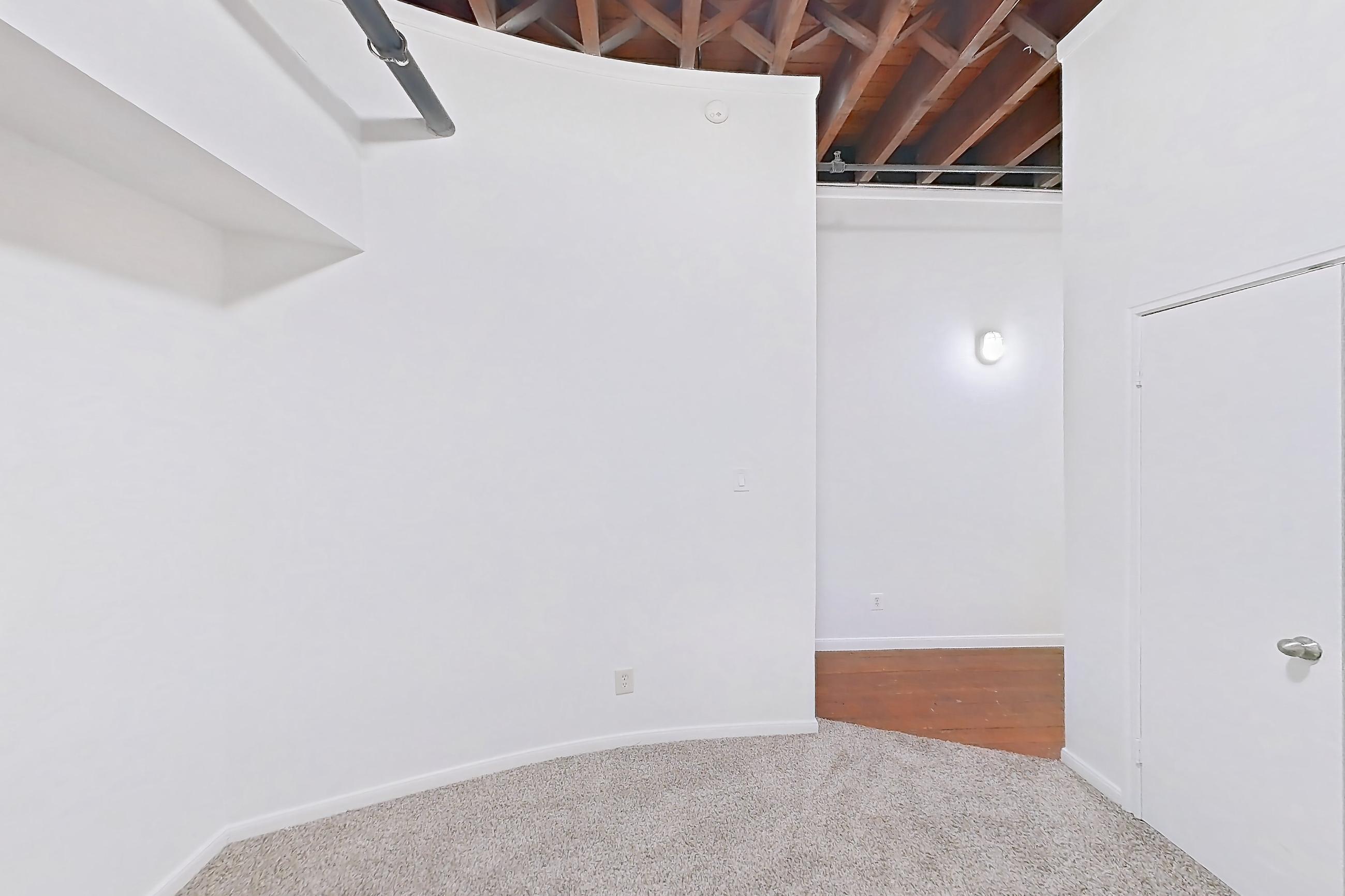 LIVING SPACE 2