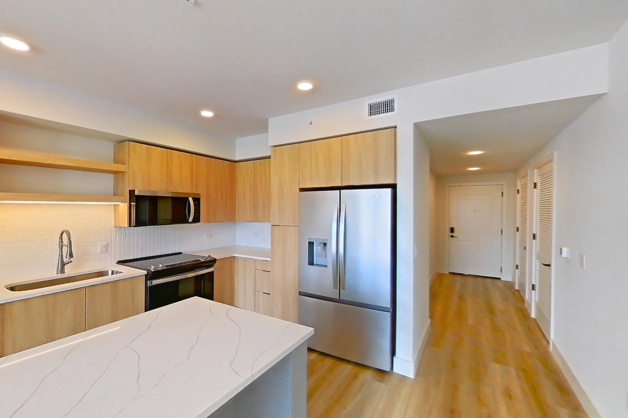 KITCHEN ISLAND
